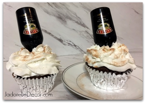 www.JadoreleDecor.com |&nbsp;Cupcakes made with Ghirardelli chocolate and Bailey’s Irish Cream. Yum! | Desserts | Bailey's Irish Cream | Ghirardelli Chocolate