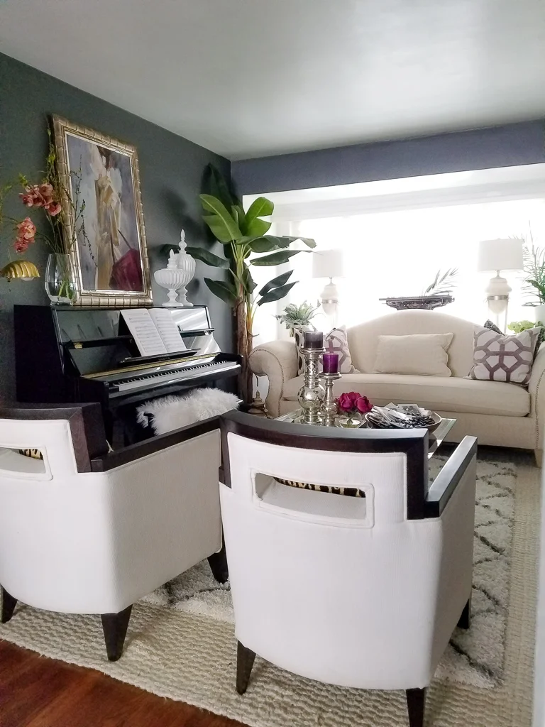 www.JadoreleDecor.com | A technical solution for people who crave the full sound of vintage speakers. Turn your vintage speakers into bluetooth powerhouses with a simple piece of technology. #Audiophile #Music lovers #Logitech #jadoreledecor