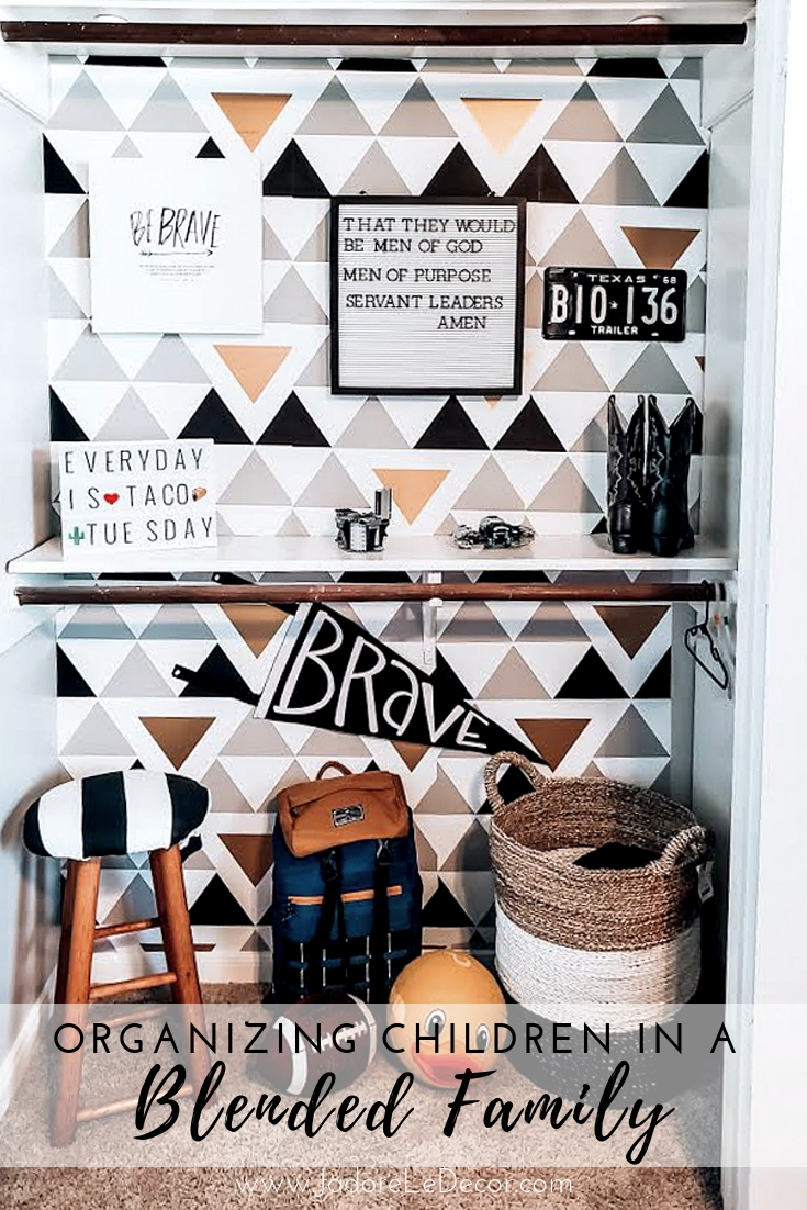 www.JadoreleDecor.com | Simple organization tips for children and parents in blended families. | How to organize a shared children’s bedroom. #sharedkidbedrooms #childbedroomorganization