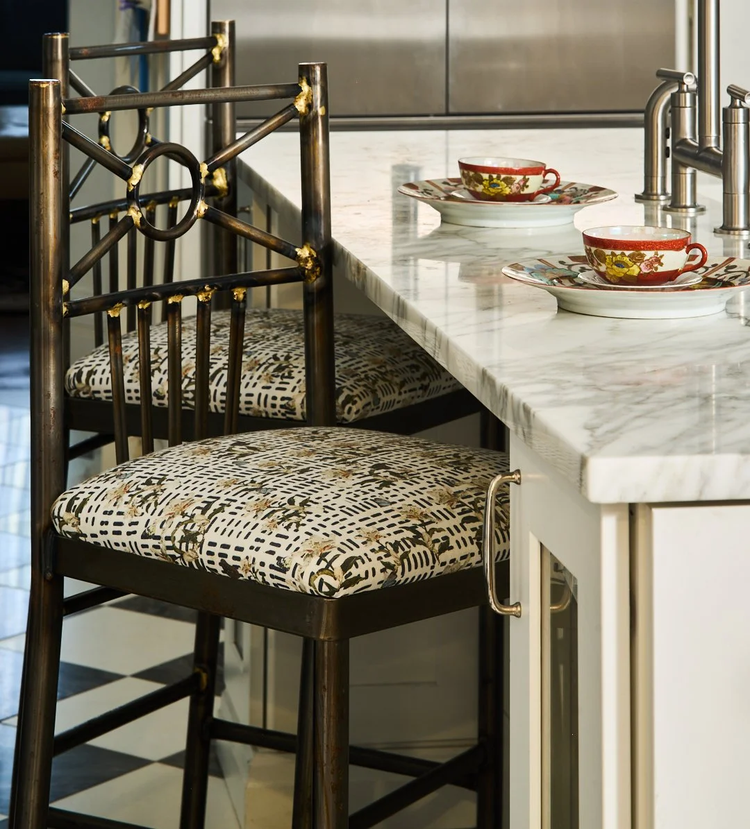 Barstools1037.jpg