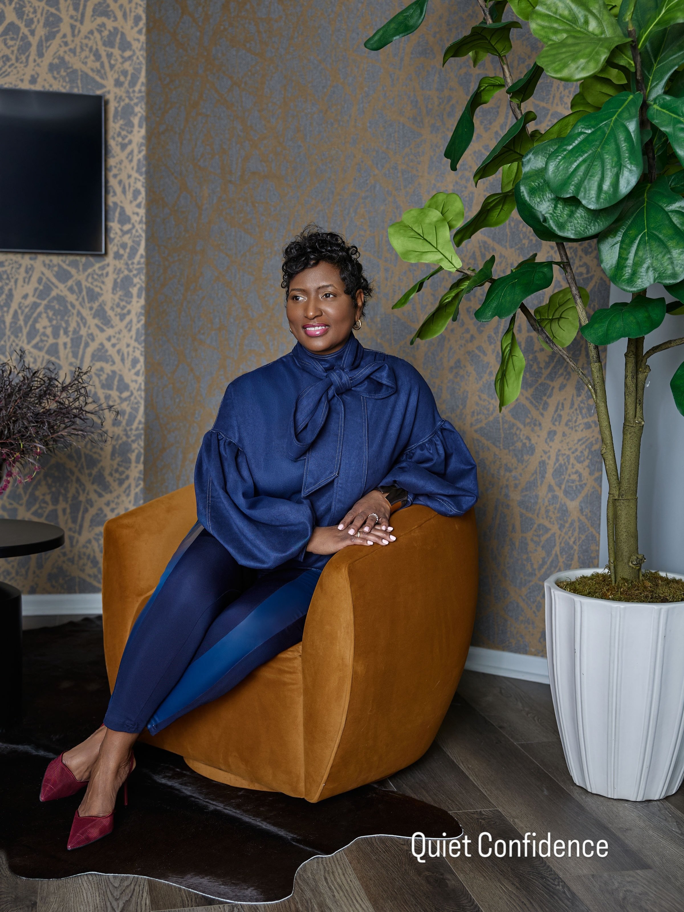I don&rsquo;t post many pictures of myself around here, but apparently, my awesome photographer Ms. Ashley, managed to catch 5 pretty accurate sides of my personality in one sitting.  So, allow me to reintroduce myself: 

I&rsquo;m Olaniyi &ldquo;Ola