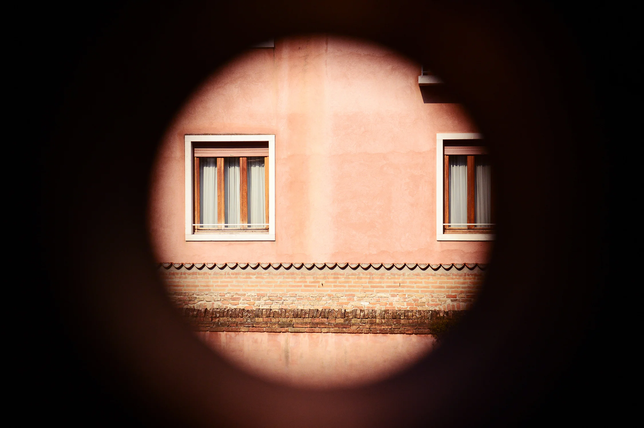 peephole.jpg
