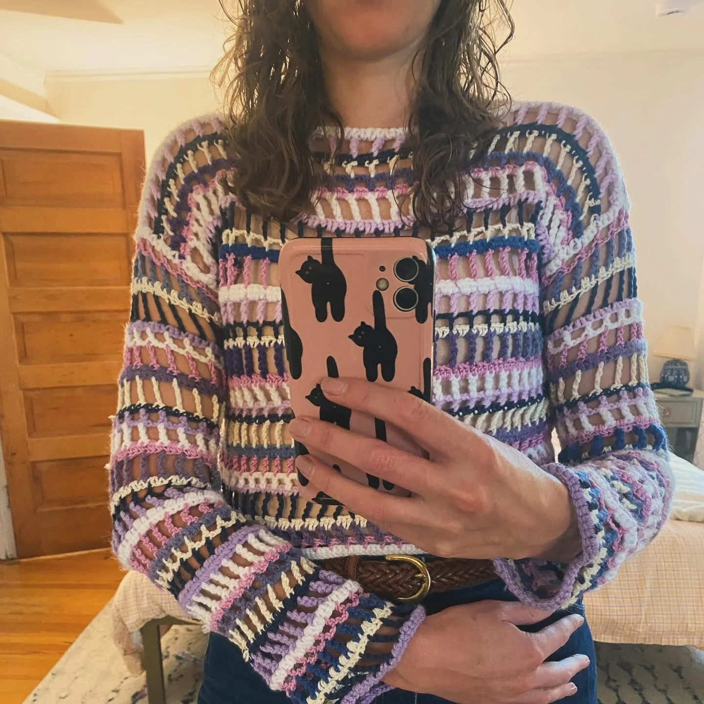 Mesh sweater for the in-between weather 
💜🤍🩷💙

#grannyAnnie #crochetallday