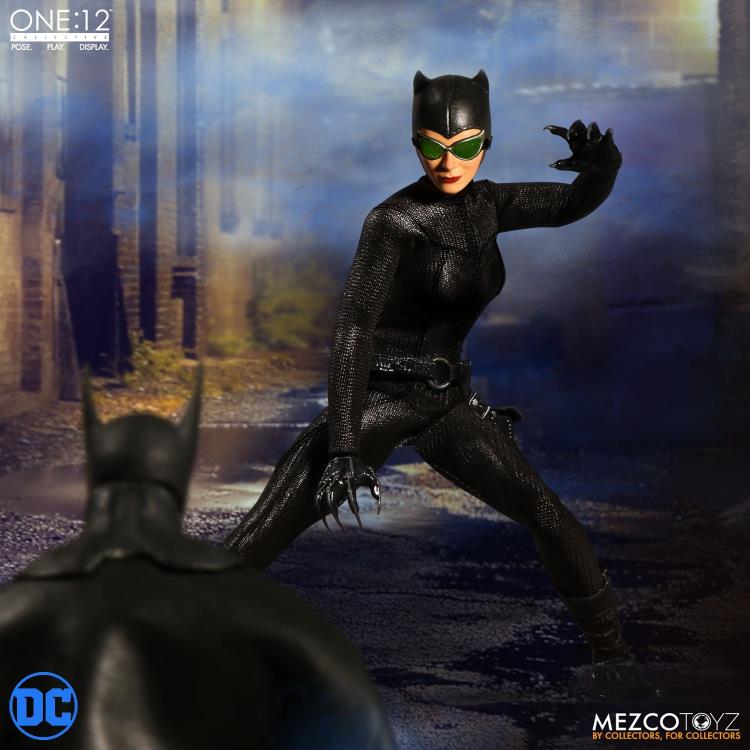 catwoman_mezco2.jpg