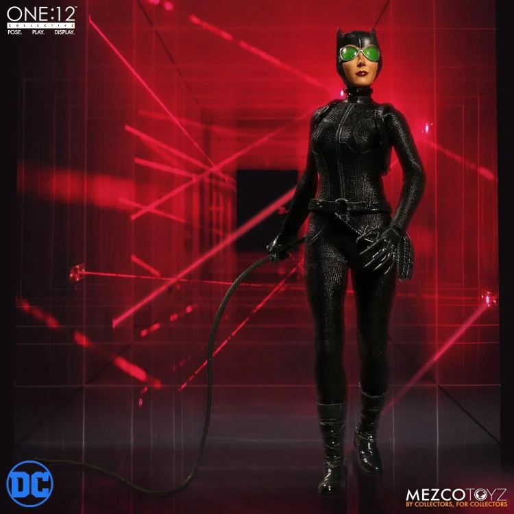 catwoman_mezco6.jpg