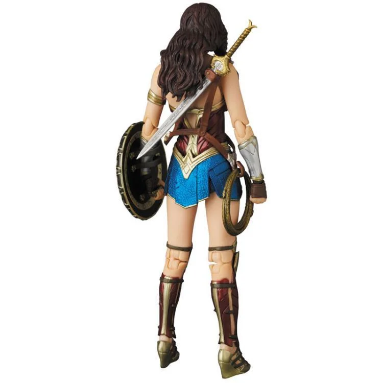 wonderw.mafex0009.jpg