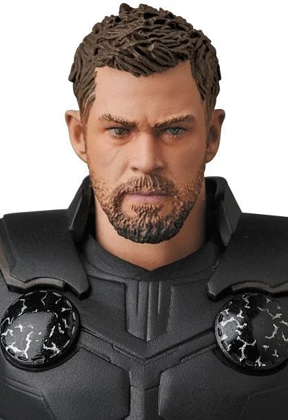 MAFEX Thor No. 104 (Avengers: Infinity War)