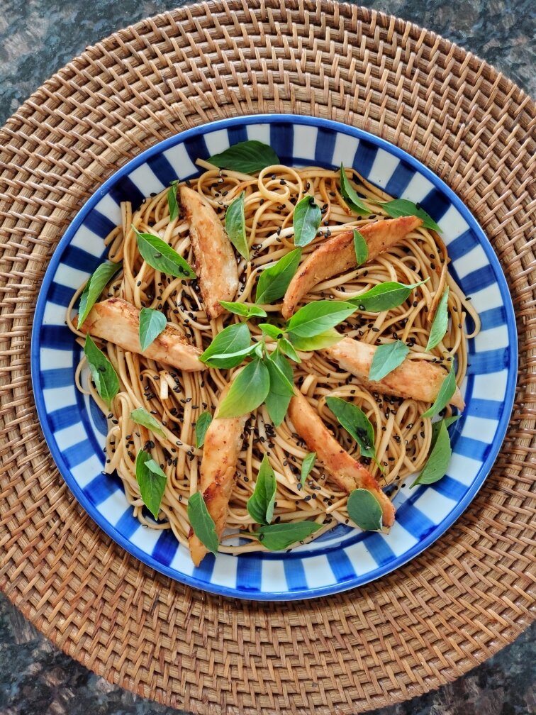 Annie’s Sesame Udon Noodles with grilled chicken