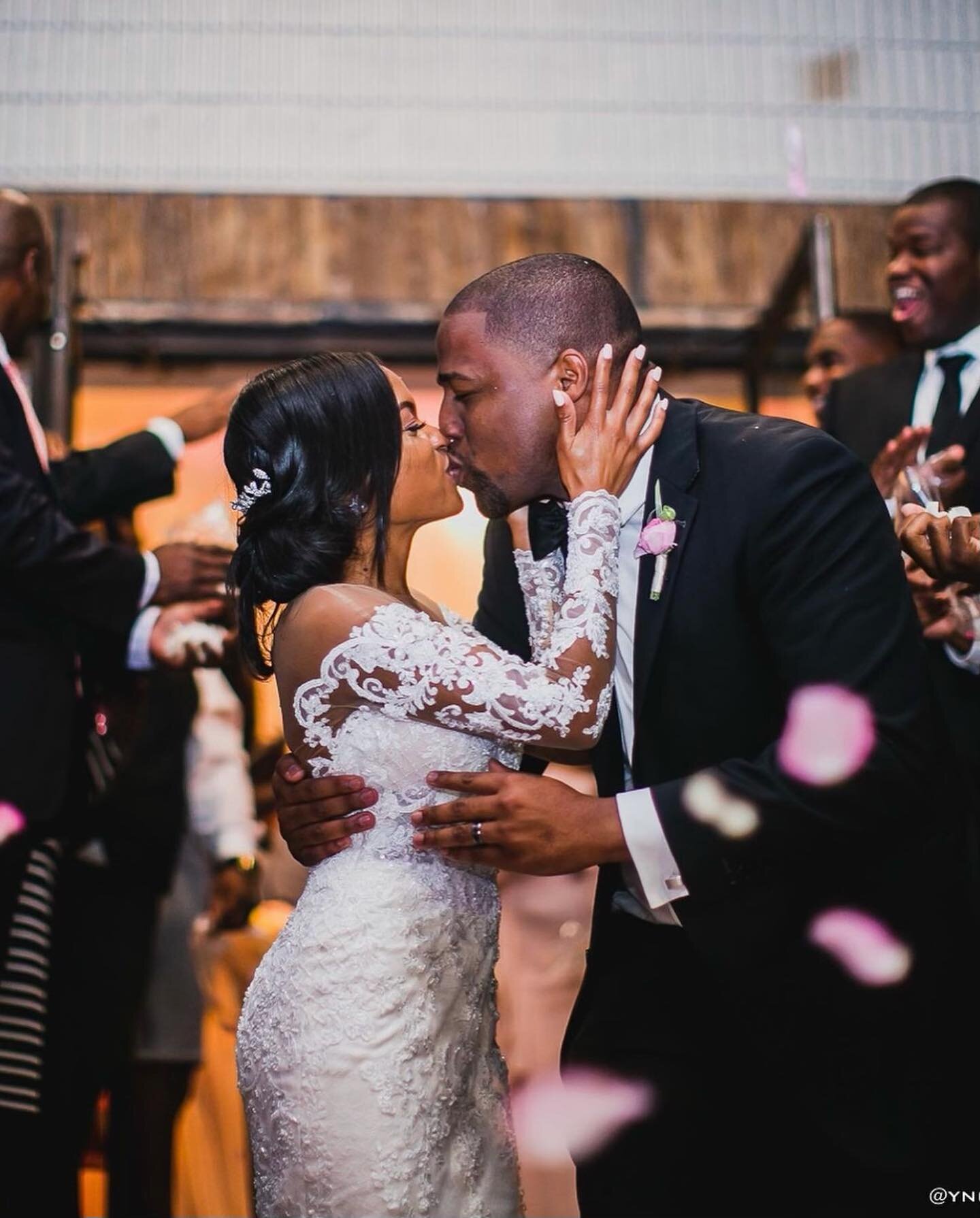 That moment when time stops and everything feels absolutely perfect 💕 From start to finish, this day was the most beautiful celebration of this sweet couple!
Photo: @ynot_images 
&bull;
&bull;
&bull;
#soireeeventgallery #alabamaweddings #birminghama