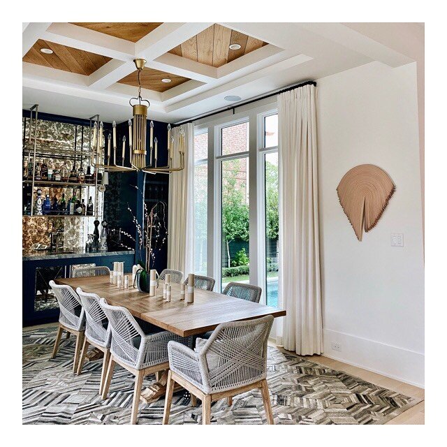 dining room complete with derrick velasquez ✨ #electraprojectsinstall