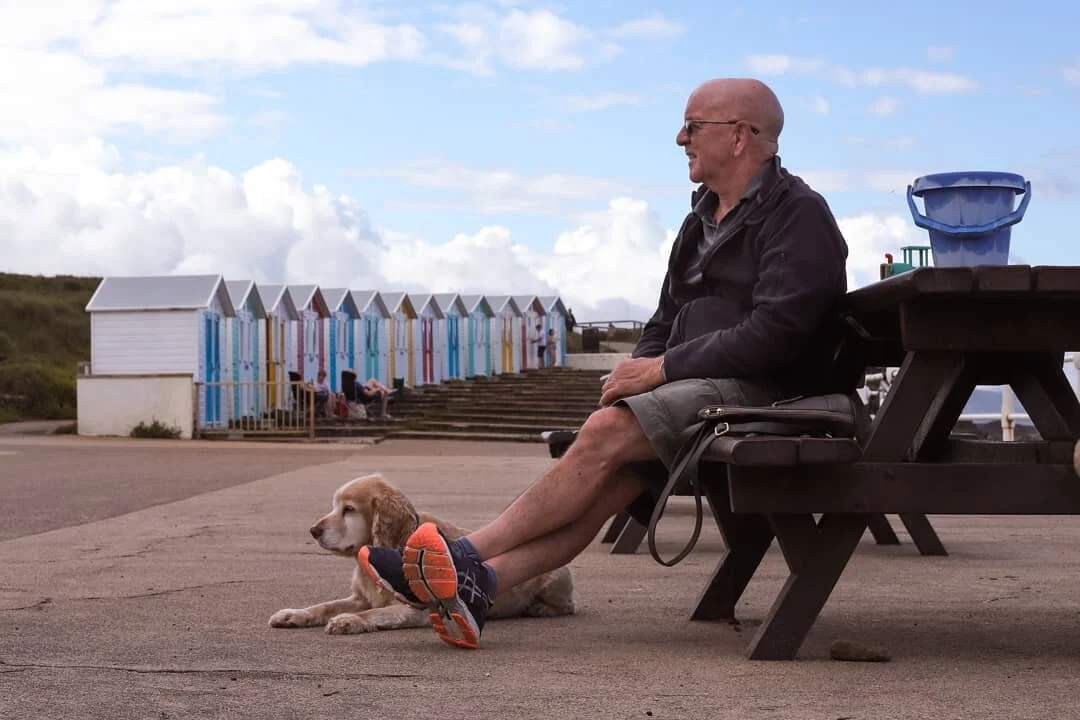 One dog, his human and his bucket
.
.
.
#catchingstories
#streetphotography #streetcandid_worldwide #streetphotographer #everybodystreet #capturestreets #storyofthestreet #photoobserve #streetphotographyCommunity #aspfeatures #lensculture #ifyouleave