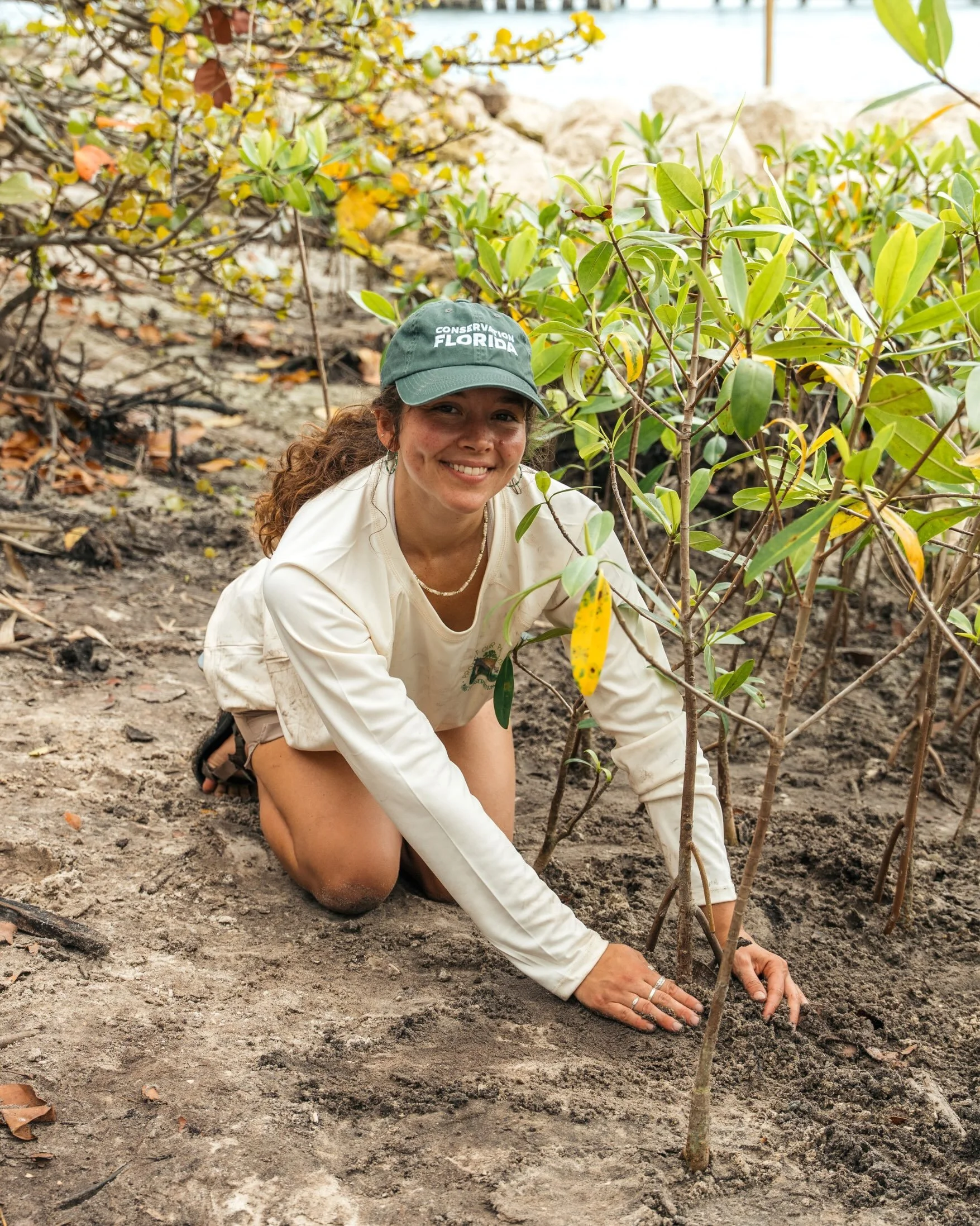 As we enter the peak of hurricane season, we&rsquo;re reminded that our best defense isn&rsquo;t manmade - it&rsquo;s 𝙬𝙞𝙡𝙙.

Earlier this summer, our team joined a lovely group of volunteers to plant 𝟯𝟬𝟬 𝗺𝗮𝗻𝗴𝗿𝗼𝘃𝗲 𝘁𝗿𝗲𝗲𝘀 with @mangg