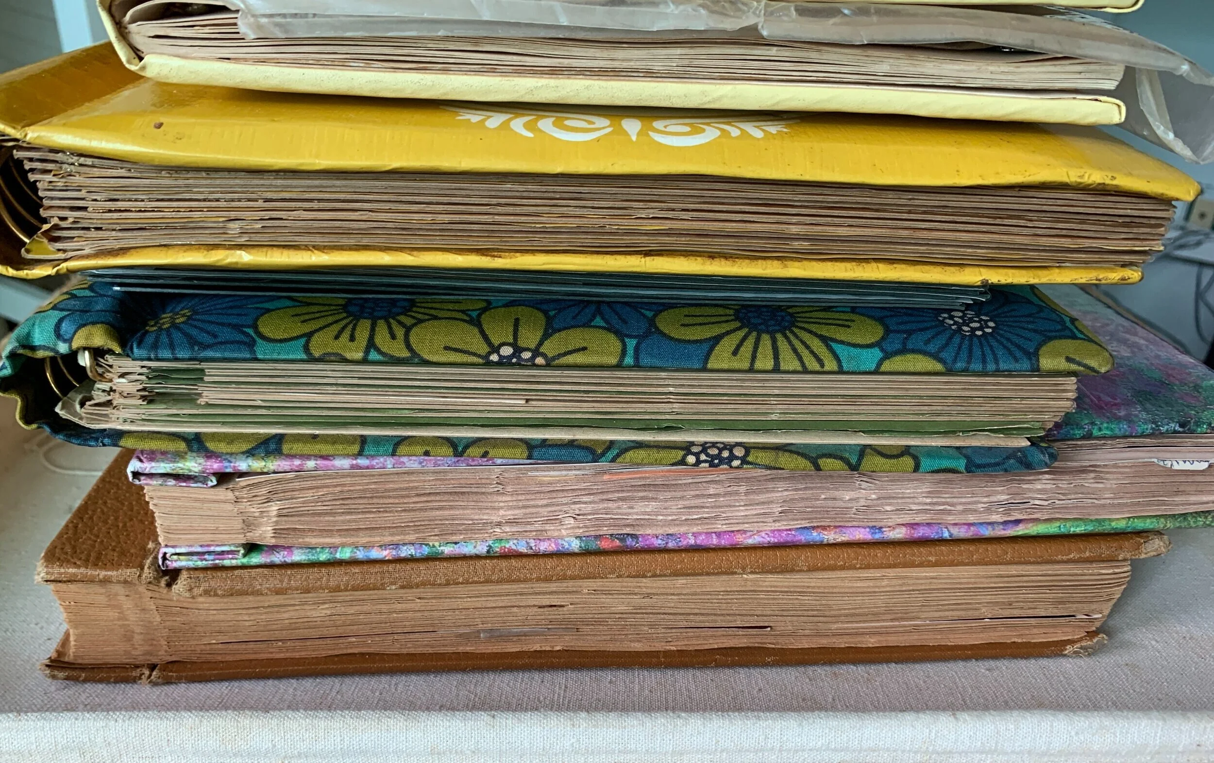 Bring An Old Photo Album Back to Life Using Keynote