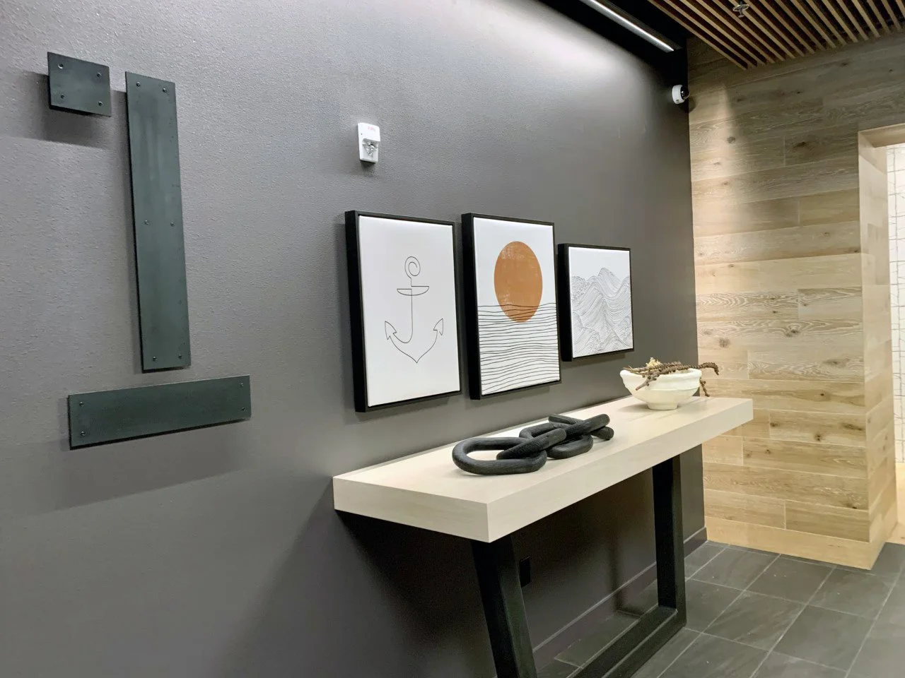 Shoresmith Floor Identity Graphics