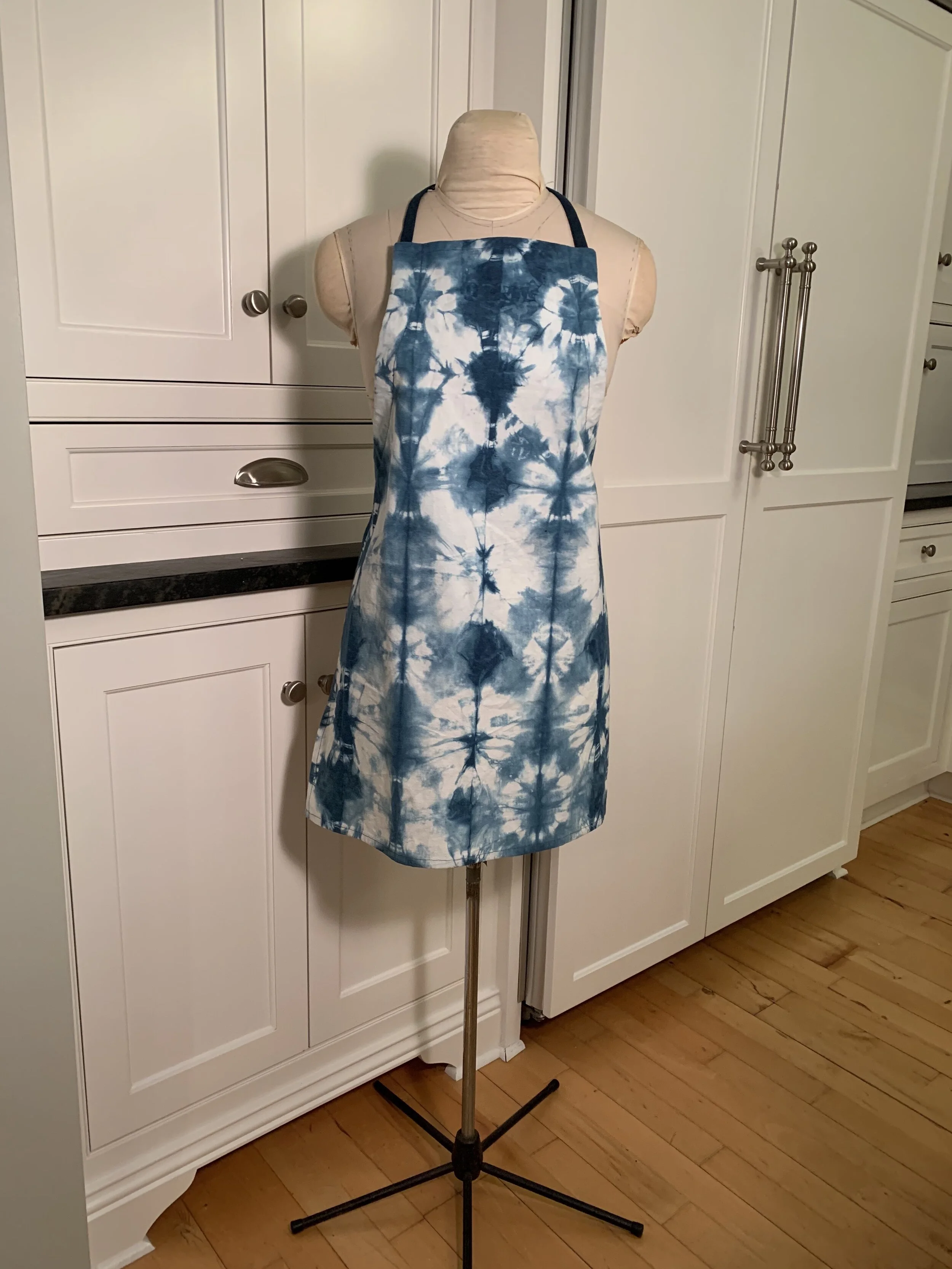 Womens Apron Shibori Blue