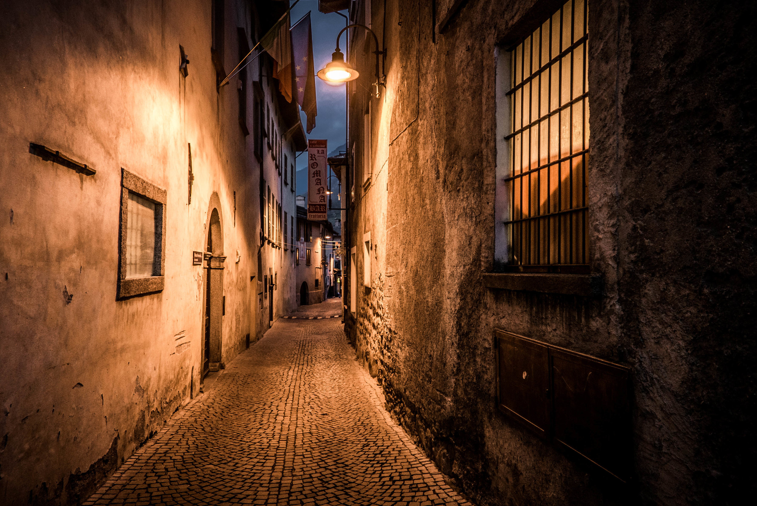 Italy-1050514.jpg