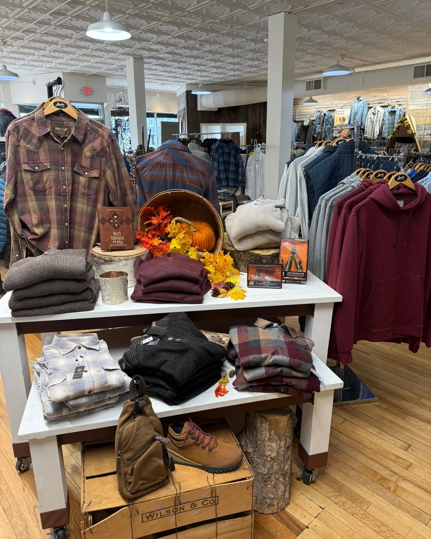 See you tomorrow! 🛍🍴✨️

Tuesday Hours:
Restaurant 7am - 3pm
Store 9:30am - 4pm
.
.
.
.
#shopsmallmn #shoplocalmm #eatlocalmn #mnboutique #leader1918 #cambridgemn