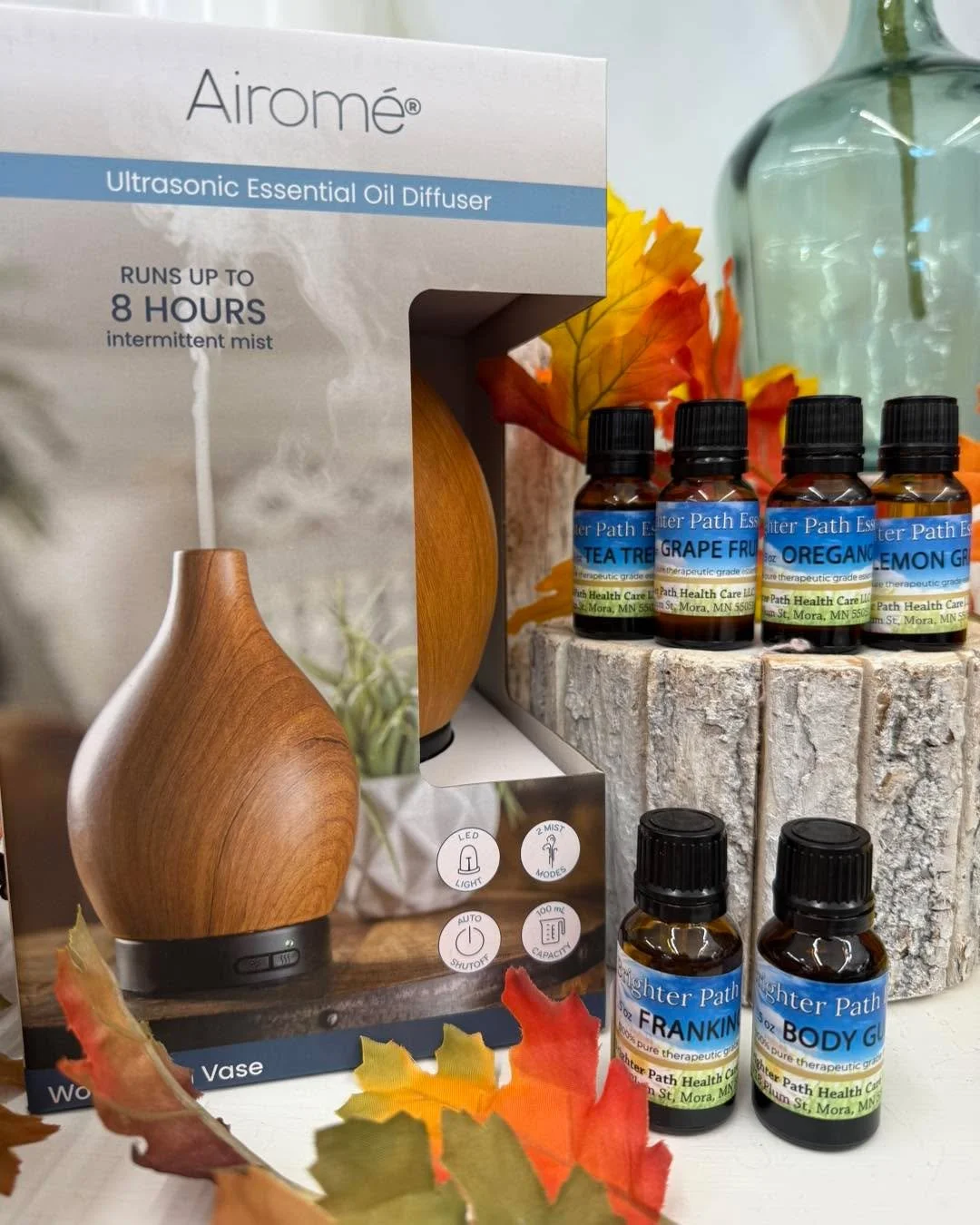We have a great variety of options to create  the cozy vibes of fall in your home! 🕯️ 🍁 🍂 
.
.
.
. 
#mnsmallbiz #mnshopsmall #leader1918 #mnboutique #boutique #mnlocalbusiness #cambridgemn #mnlocal #mnshop #mnsmallbusiness #mnboutiques