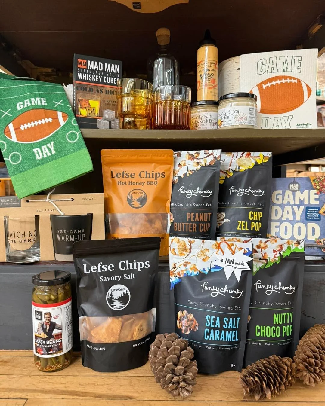 ⭐️ G A M E  D A Y ⭐️ 

𝓢𝓾𝓷𝓭𝓪𝔂 𝓱𝓸𝓾𝓻𝓼: 10am - 2pm 
Retail + Restaurant 
.
.
.
.
#mnsmallbiz #mnshopsmall #leader1918 #mnboutique #boutique #mnlocalbusiness #cambridgemn #mnlocal #mnshop #mnsmallbusiness #mnboutiques #votedminnesotasbest #mai