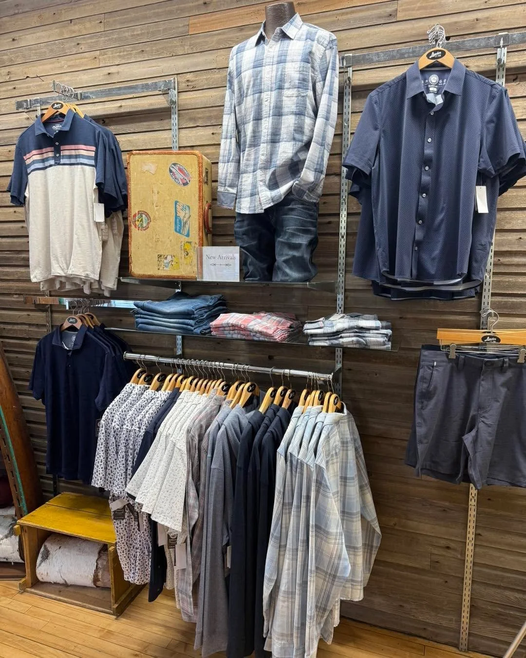 N E W  Flag n&rsquo; Anthem in the men&rsquo;s ⭐️ 
Great styles, fit &amp; patterns 
.
.
.
.
#mnsmallbiz #mnshopsmall #leader1918 #mnboutique #boutique #mnlocalbusiness #cambridgemn #mnlocal #mnshop #mnsmallbusiness #mnboutiques #votedminnesotasbest 