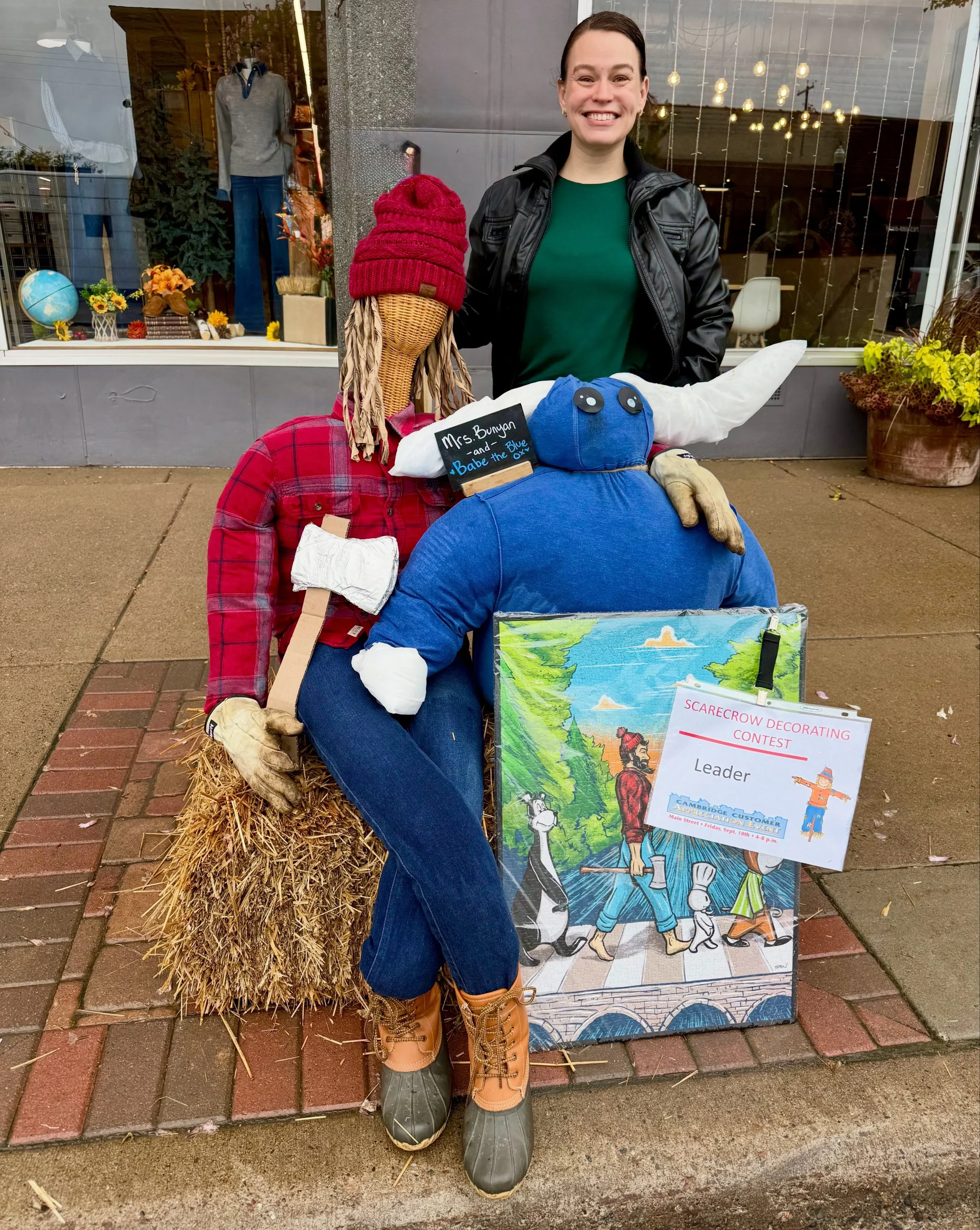 𝓚𝓻𝓲𝓼𝓽𝓲𝓷𝓪 from our retail team out-did herself with creating our 𝓟𝓪𝓾𝓵 𝓑𝓾𝓷𝔂𝓪𝓷 &amp; 𝓑𝓪𝓫𝓮 𝓽𝓱𝓮𝓑𝓵𝓾𝓮 𝓞𝔁 SCARECROW! 🙌 💙 🪓 🌽 

Cambridge Customer Appreciation is out in front of our doors from 4pm - 8pm. 

**Be sure to stop