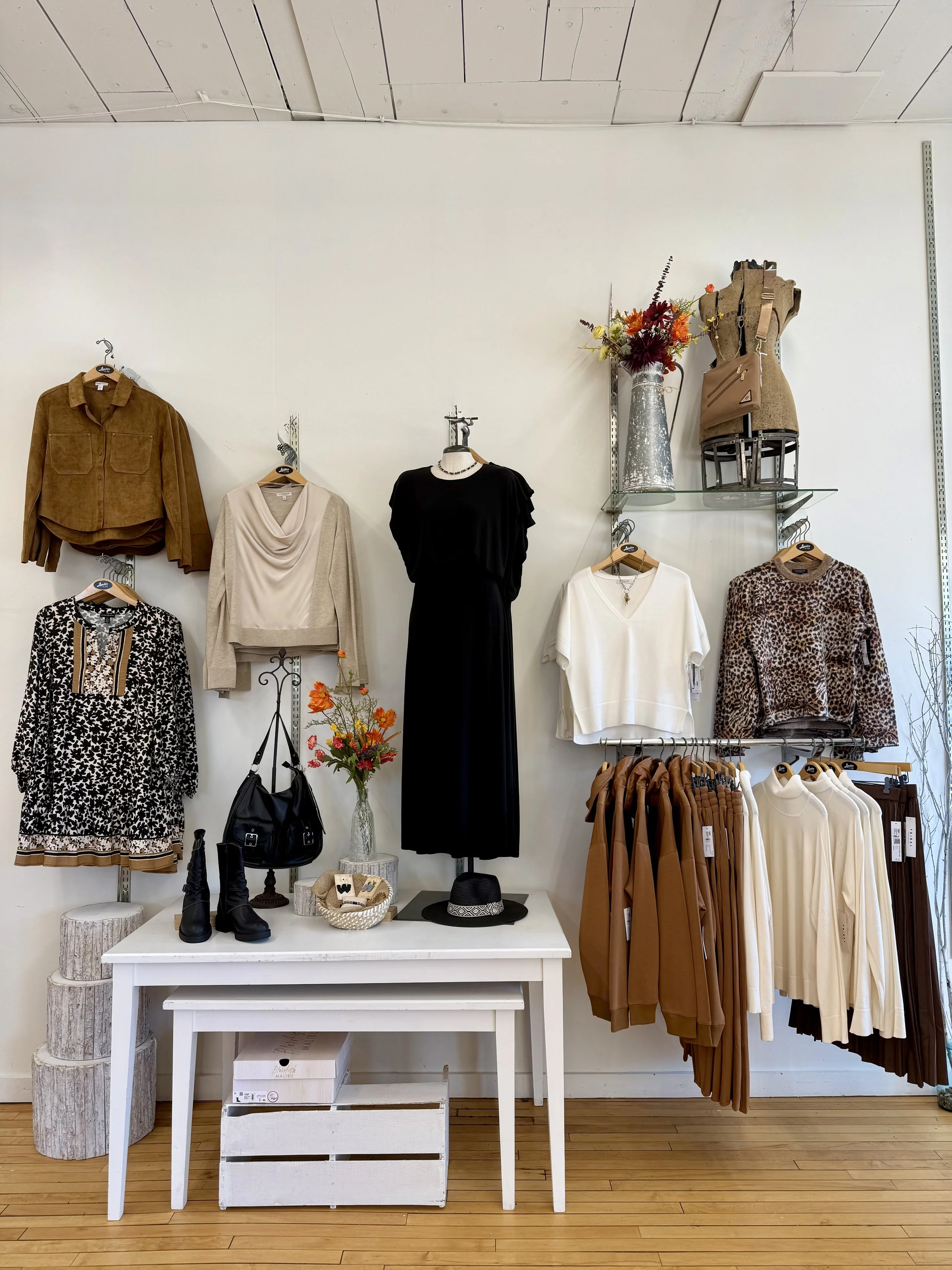 Womens fall wall26.jpeg