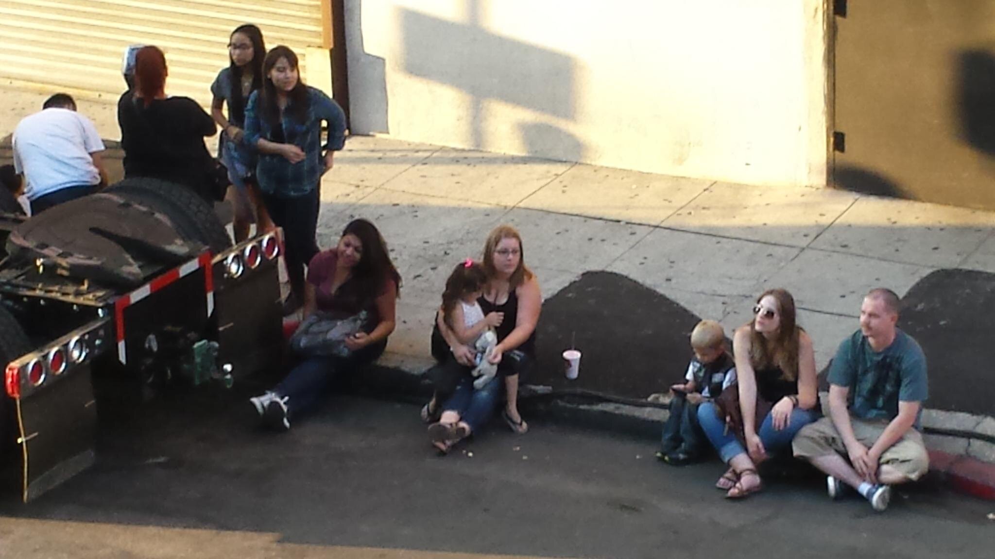 fans outside v22la SOA filming.jpg