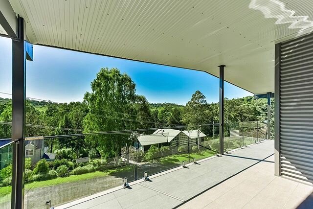 An ADR outdoor entertaining area finished off with glass paneling to enjoy this beautiful view 🌳🌳🌳🏡 Contact us for a FREE Quote today! #yourlocalbuilder #adrconstructionco #builder #carpentry #wollondilly #southernhighlands #macarthur #illawarra 