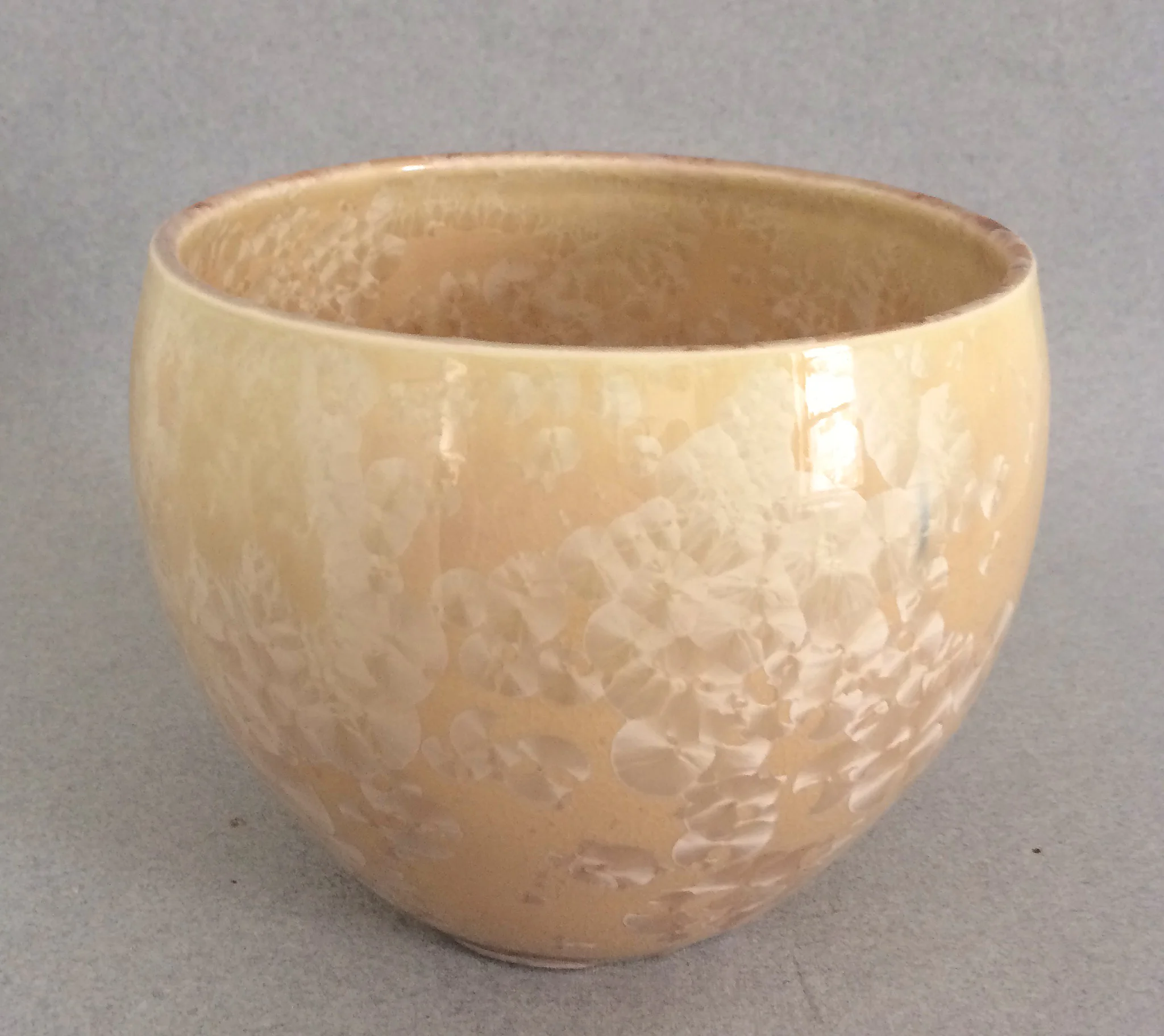 Gail Carlson cream and pink crystalline bowl