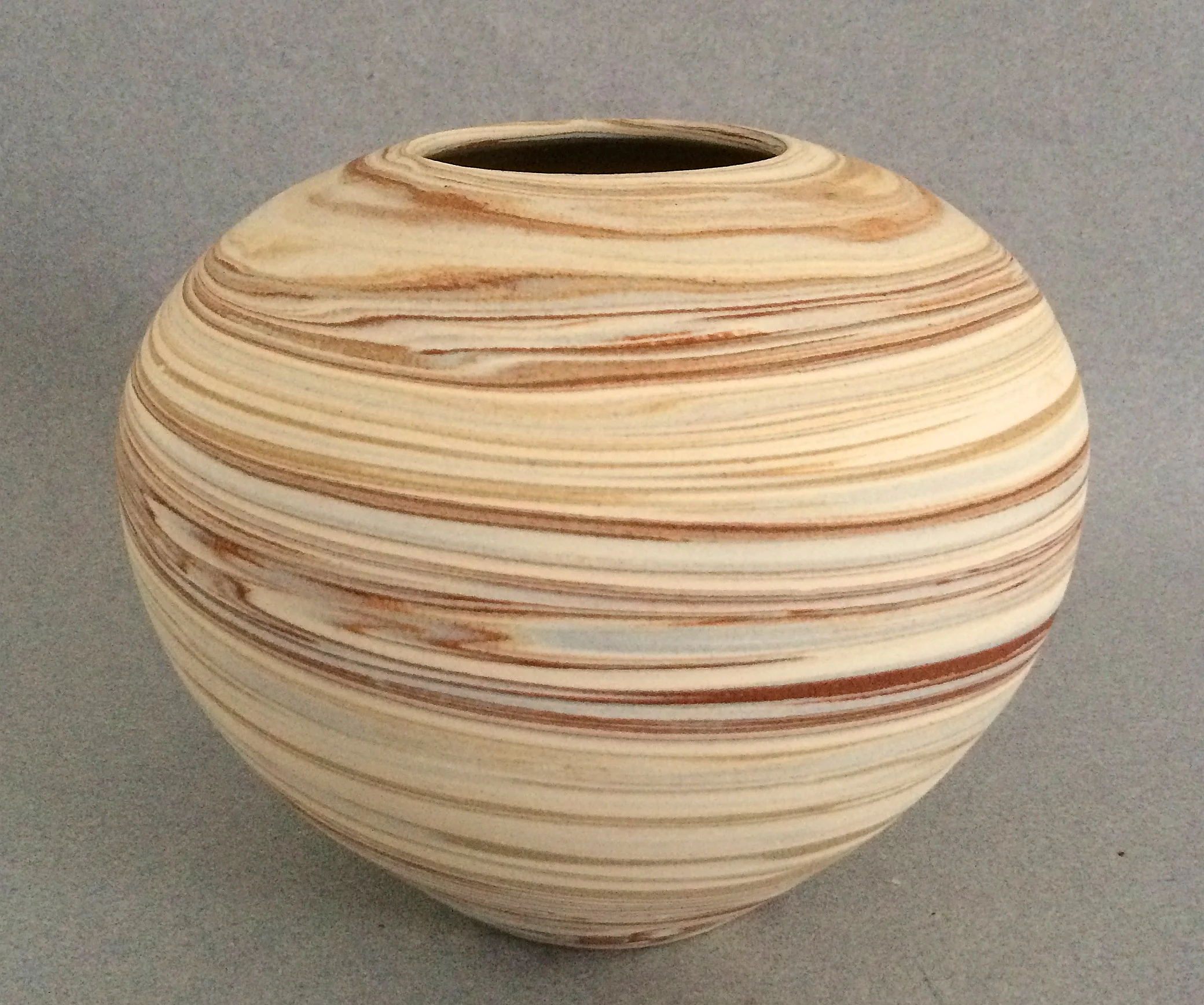 Gail Carlson cream and brown neriage vase