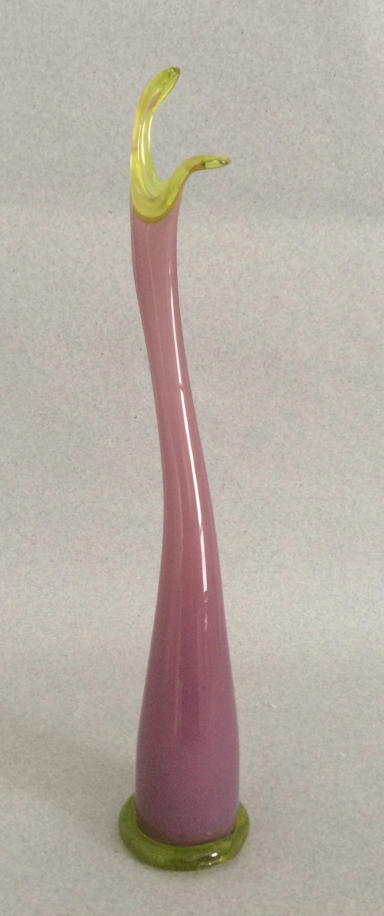 sr 66B10 Bud Vase.jpg