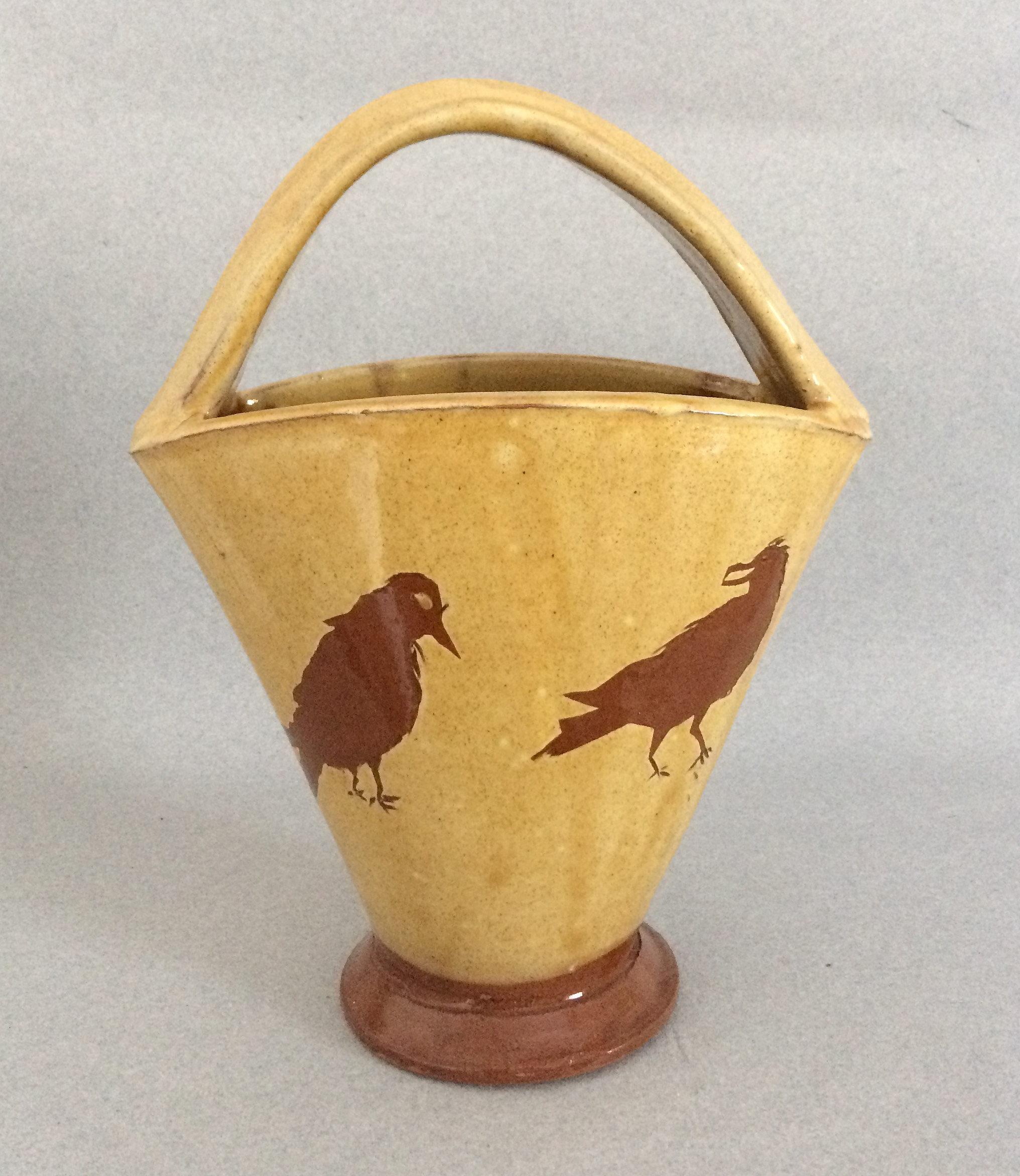 je 20Exh Crow Basket Vase yel slip.jpg