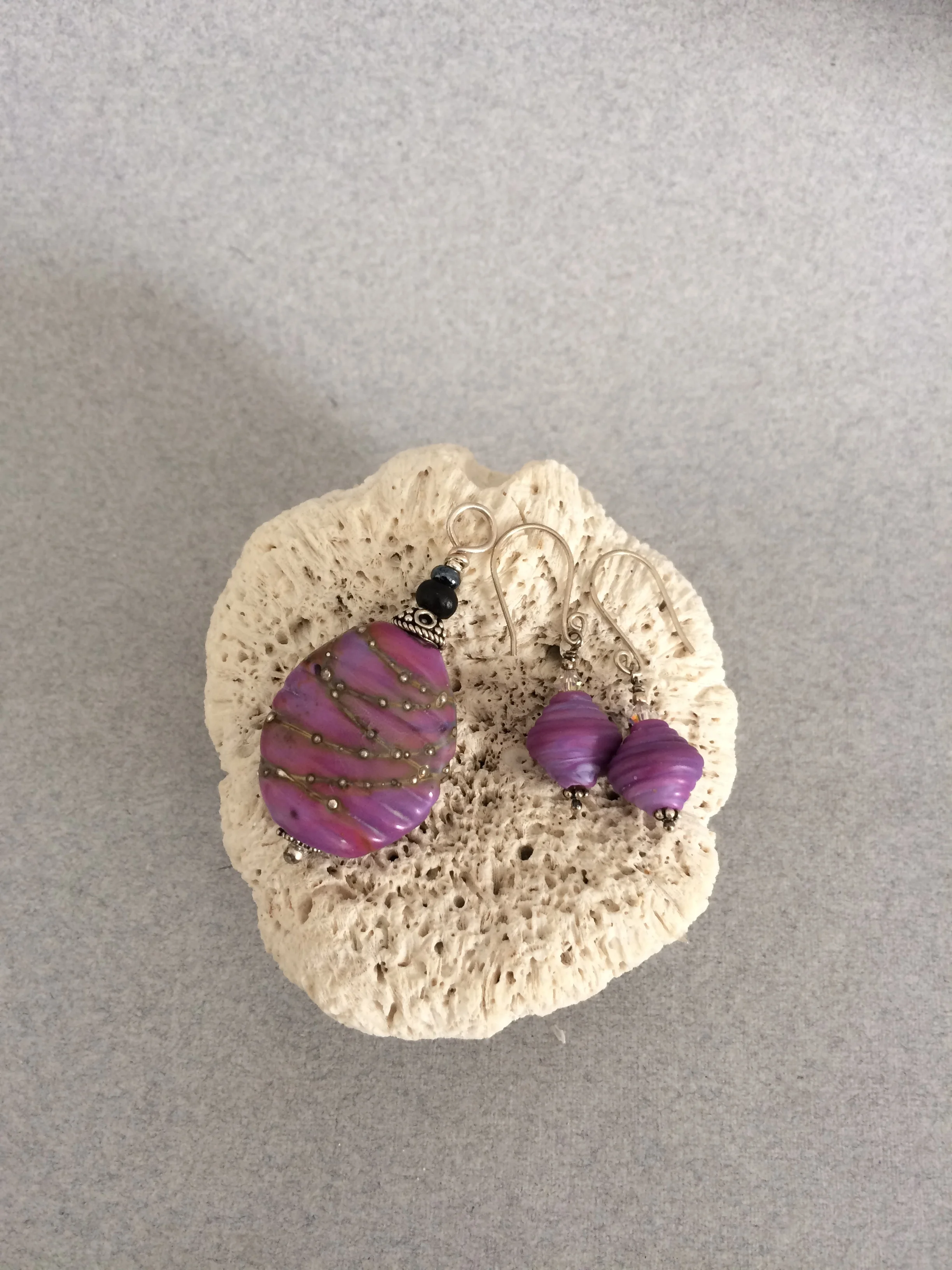 Lilac pendant &amp; Earring Set