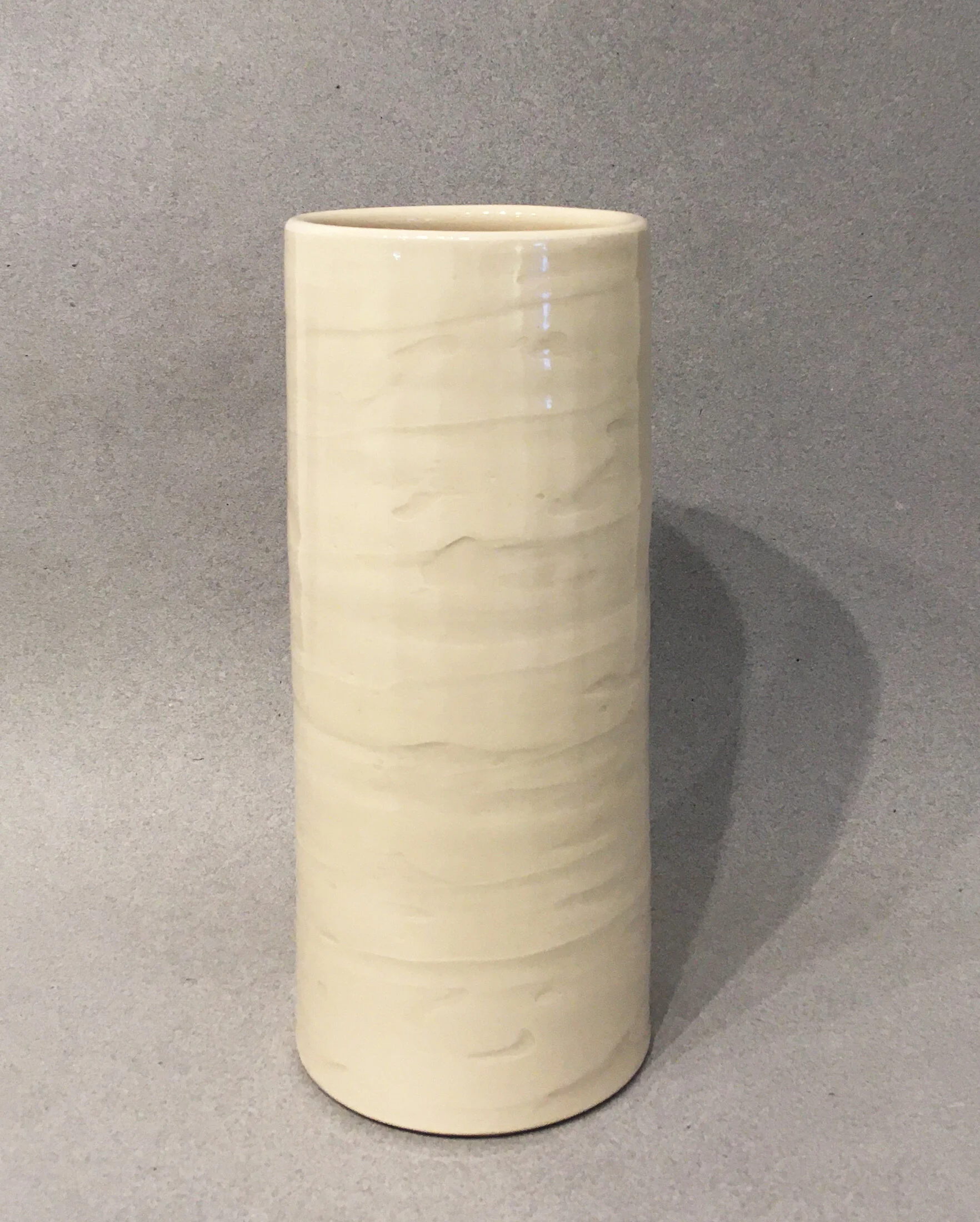 df 22A05 Cyld vase jpg.jpg