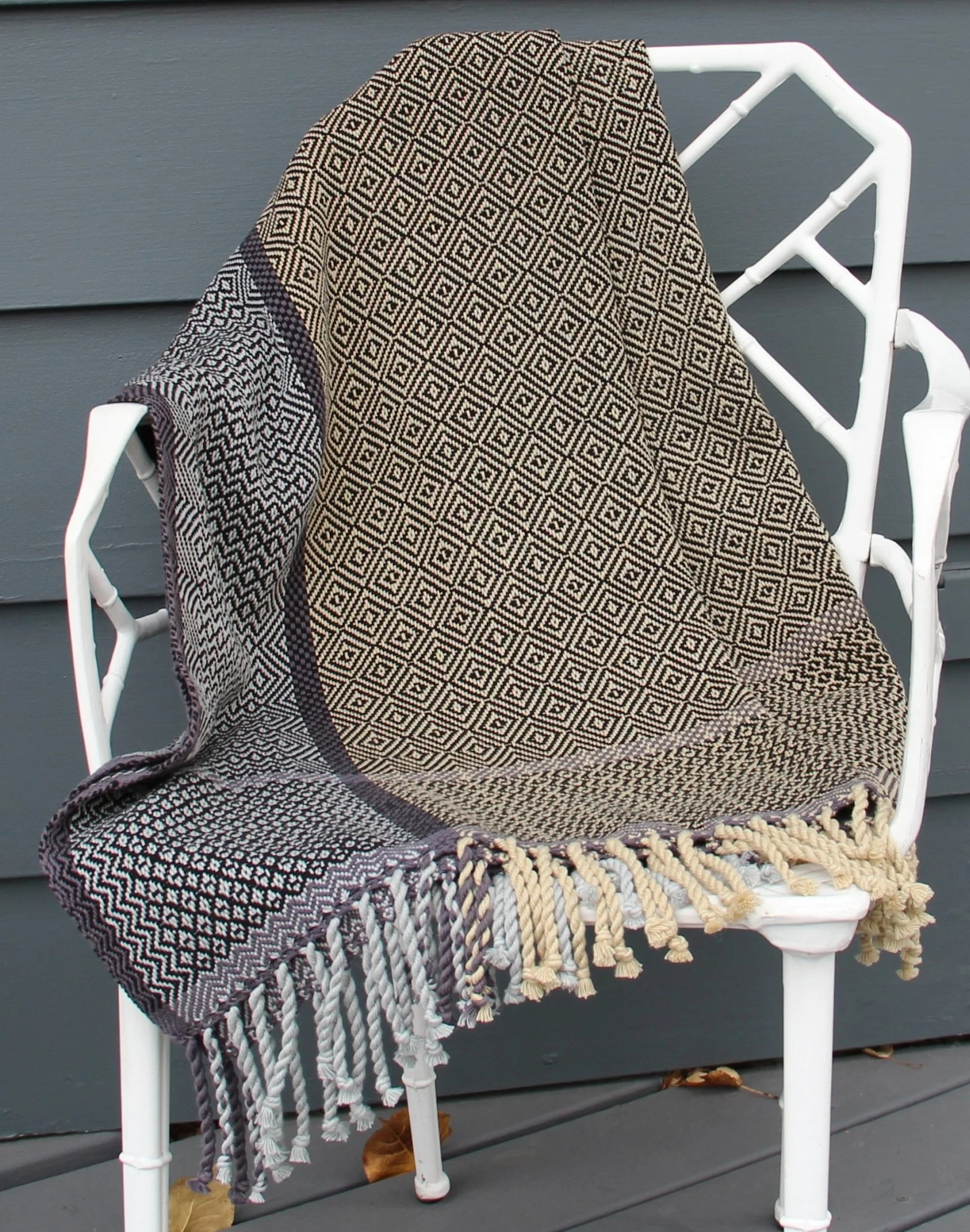 Vivian Wasiuta   Twill Surround  full view