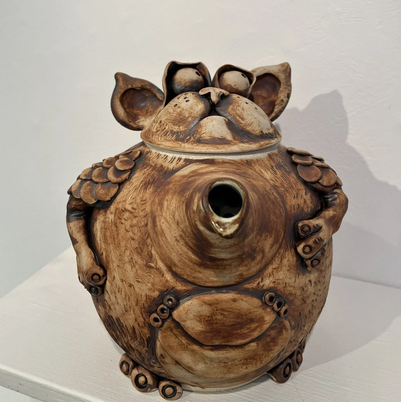 Wendy Parsons/Zach Dietrich          Cat Teapot