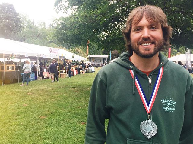 CHEERS TO AWARD-WINNING BEER!
Celebrating amazing beer this weekend at the Washington Brewers Festival and taking home the Smoke Beers Silver for our Butter Peak Porter. 🍺🎉🙌🏻 Pictured here is Nat Woodsmith, PBC's magician of a Brewer and all arou