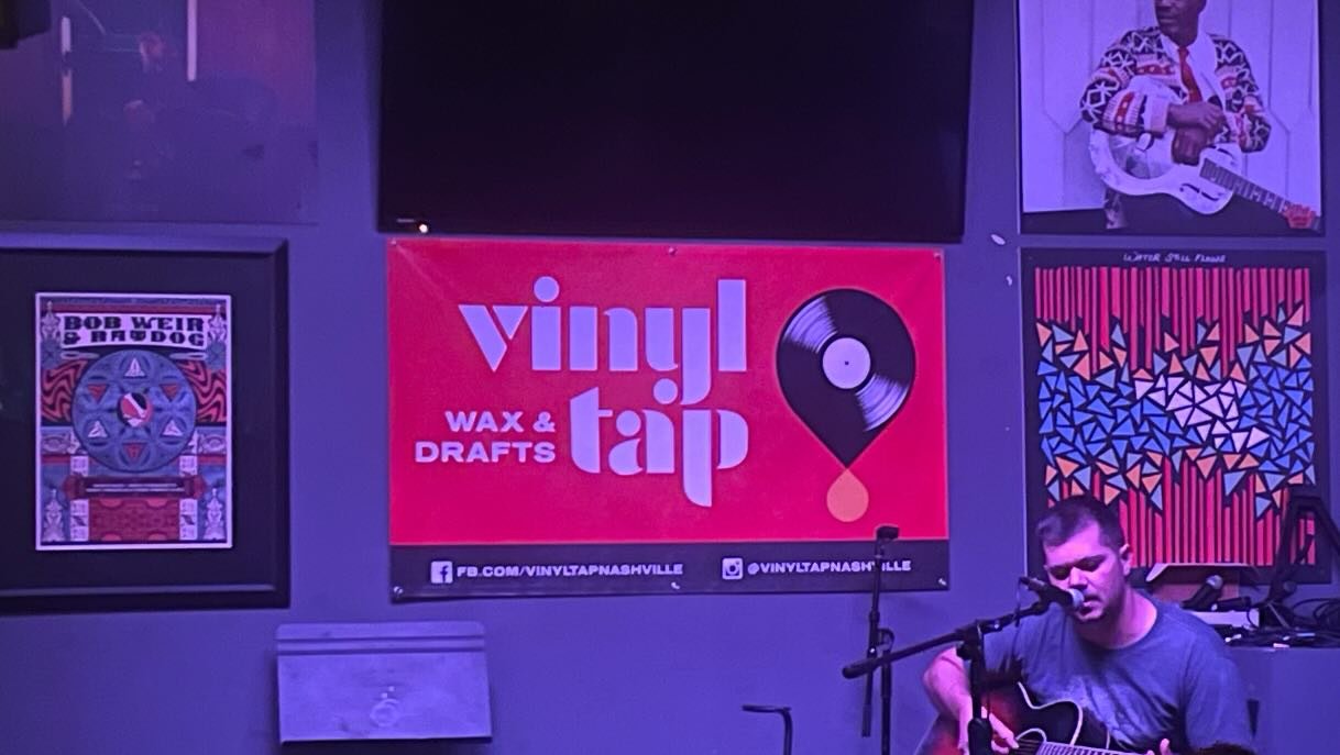 So great to see and hear @rayvonpettis tonight @vinyltapnashville - he has a new record out too! It&rsquo;s called &lsquo;Pueblo&rsquo;