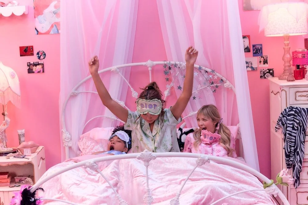 SLEEPOVER_37444.jpg