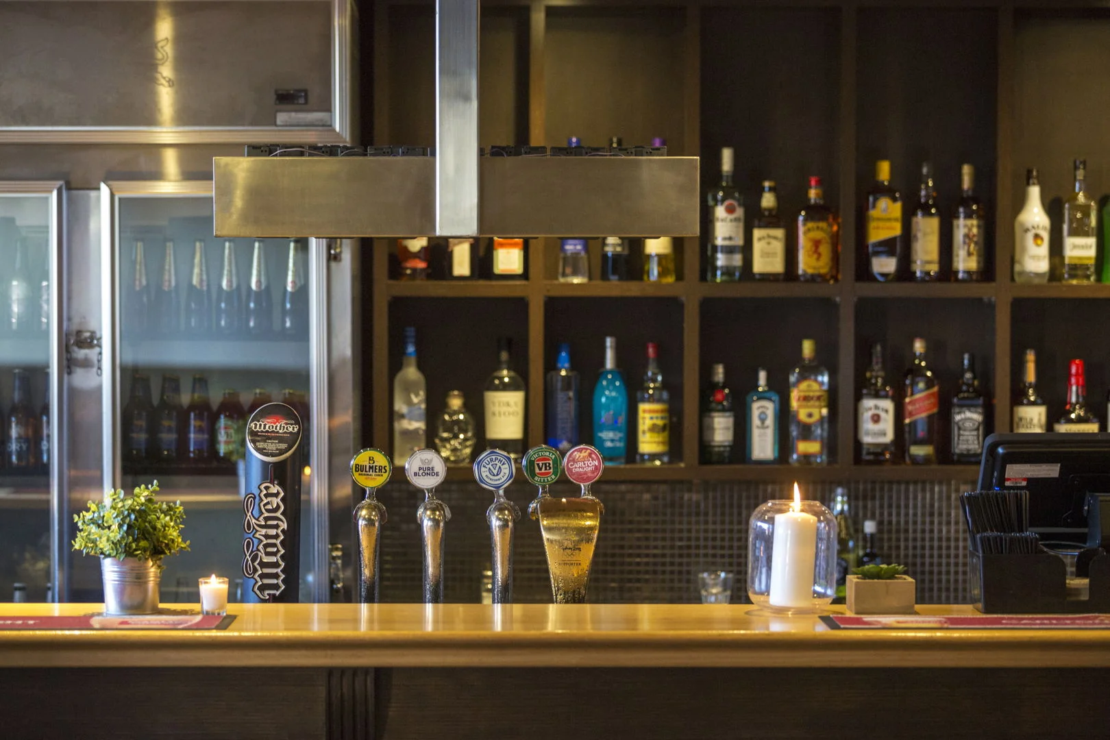 pier-hotel-flanagans-irish-bar (4).jpg