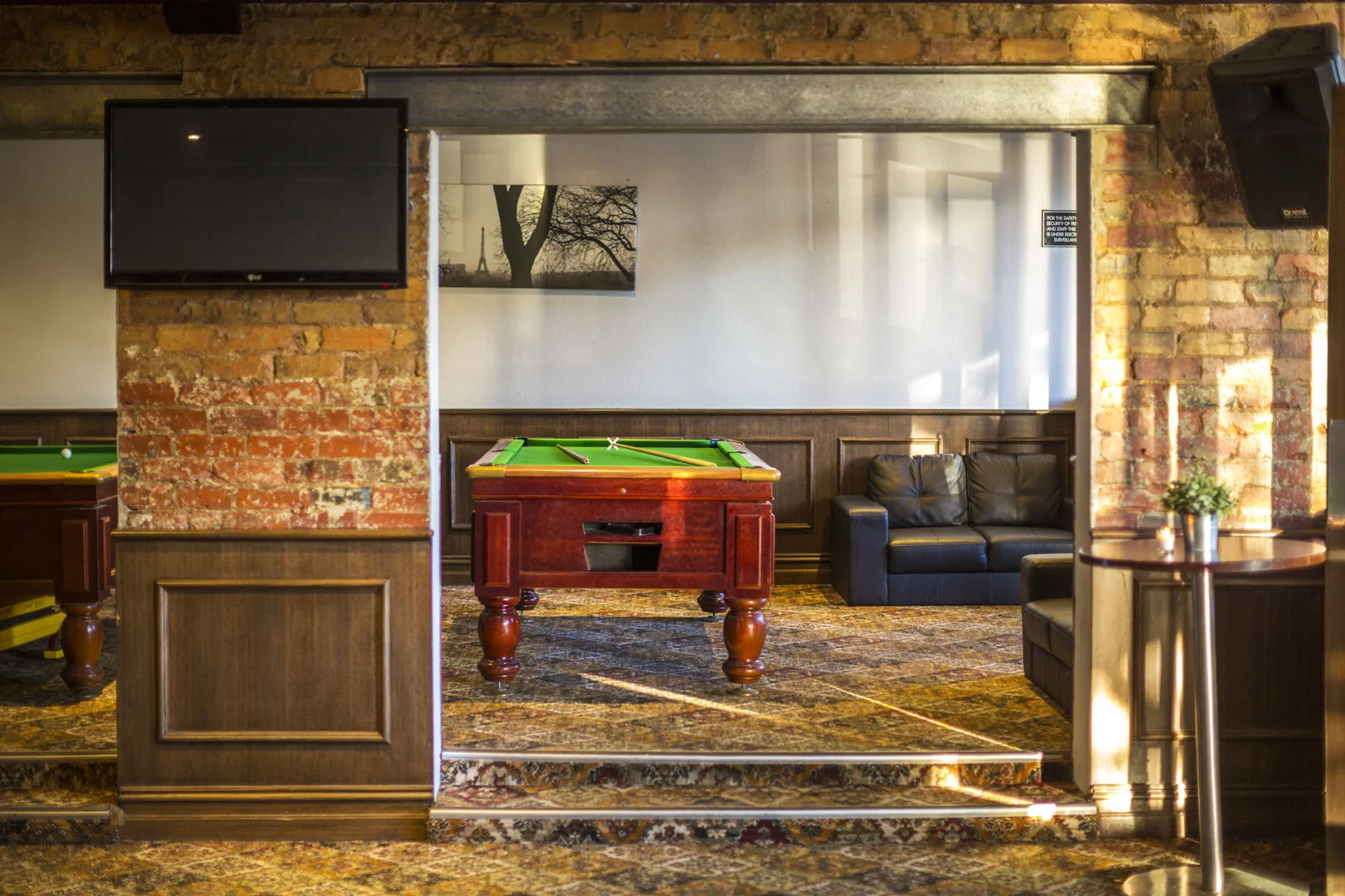 pier-hotel-flanagans-irish-bar (6).jpg