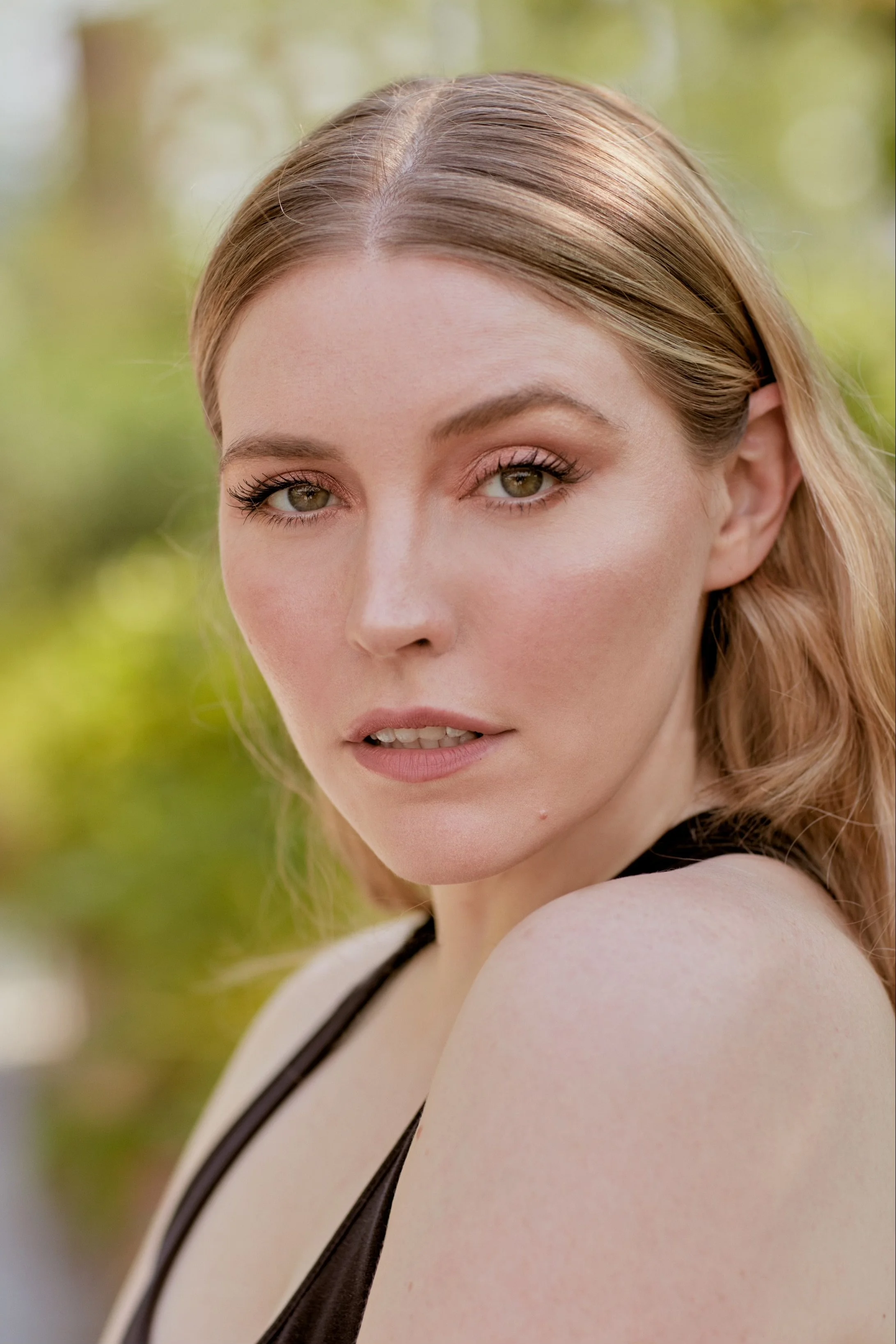 Cydney McQuillan-Grace Headshot 3.jpg