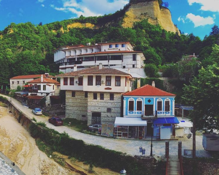melnik.jpg