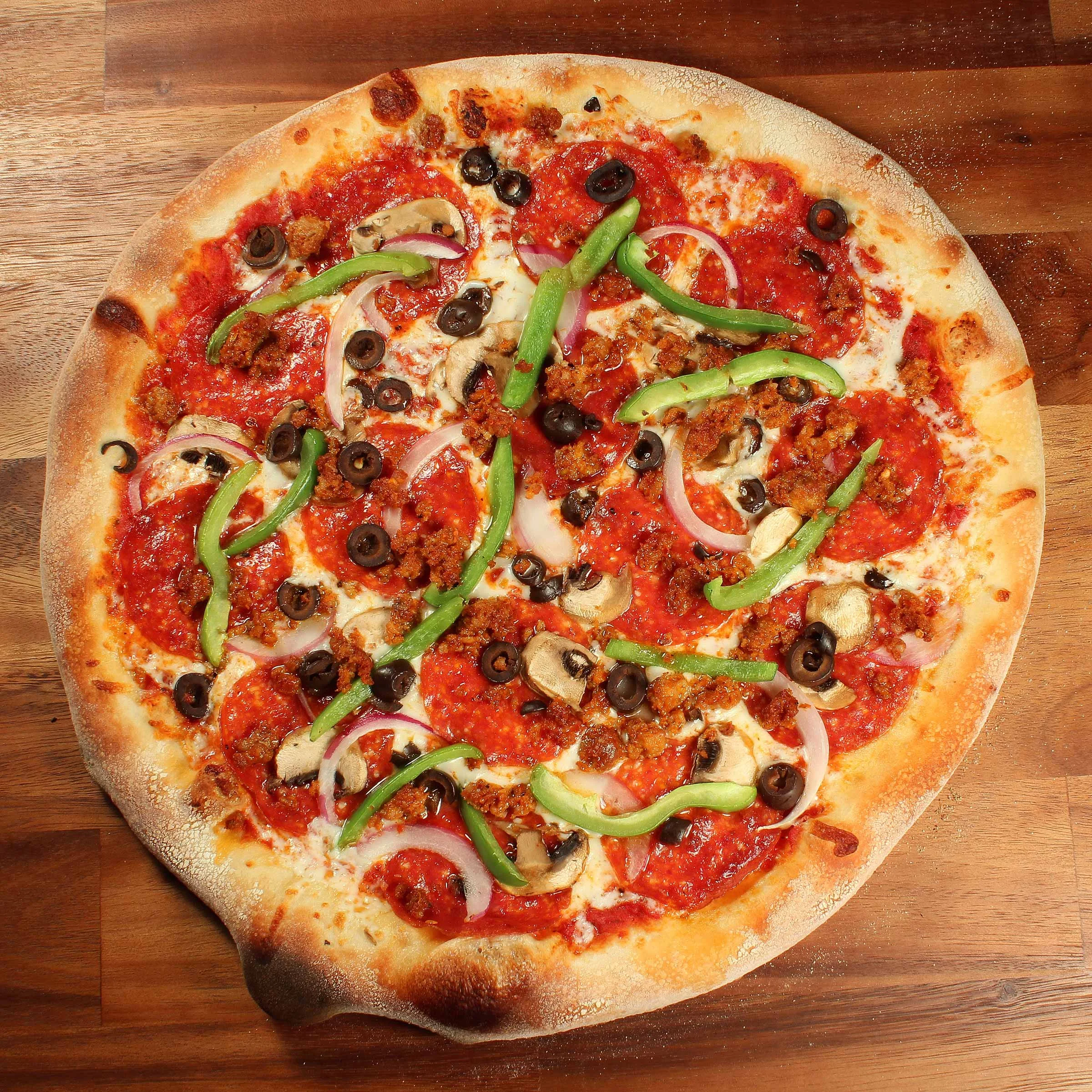 Shopeys_SUPREME_Pizza.jpg