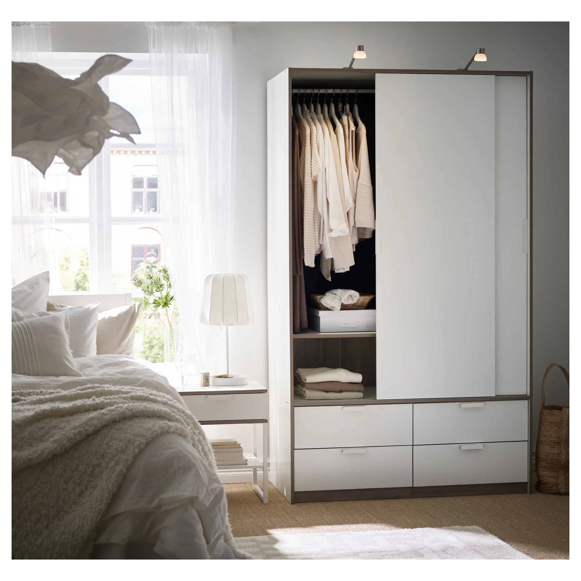 trysil-wardrobe-w-sliding-doors-4-drawers-white__0501300_ph136149_s5.jpg