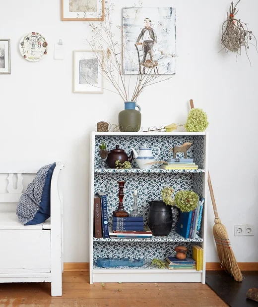 use-fabric-to-add-pattern-and-colour-to-a-white-ikea-billy-bookcase__201941_idip13a_06_PH160232.jpg