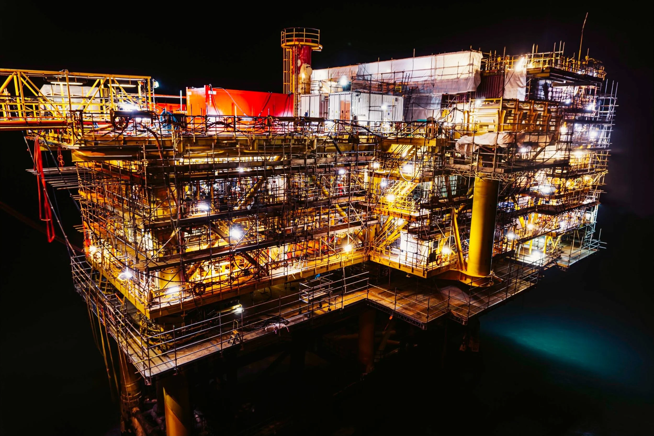 Woodside, BHP approve massive LNG project
