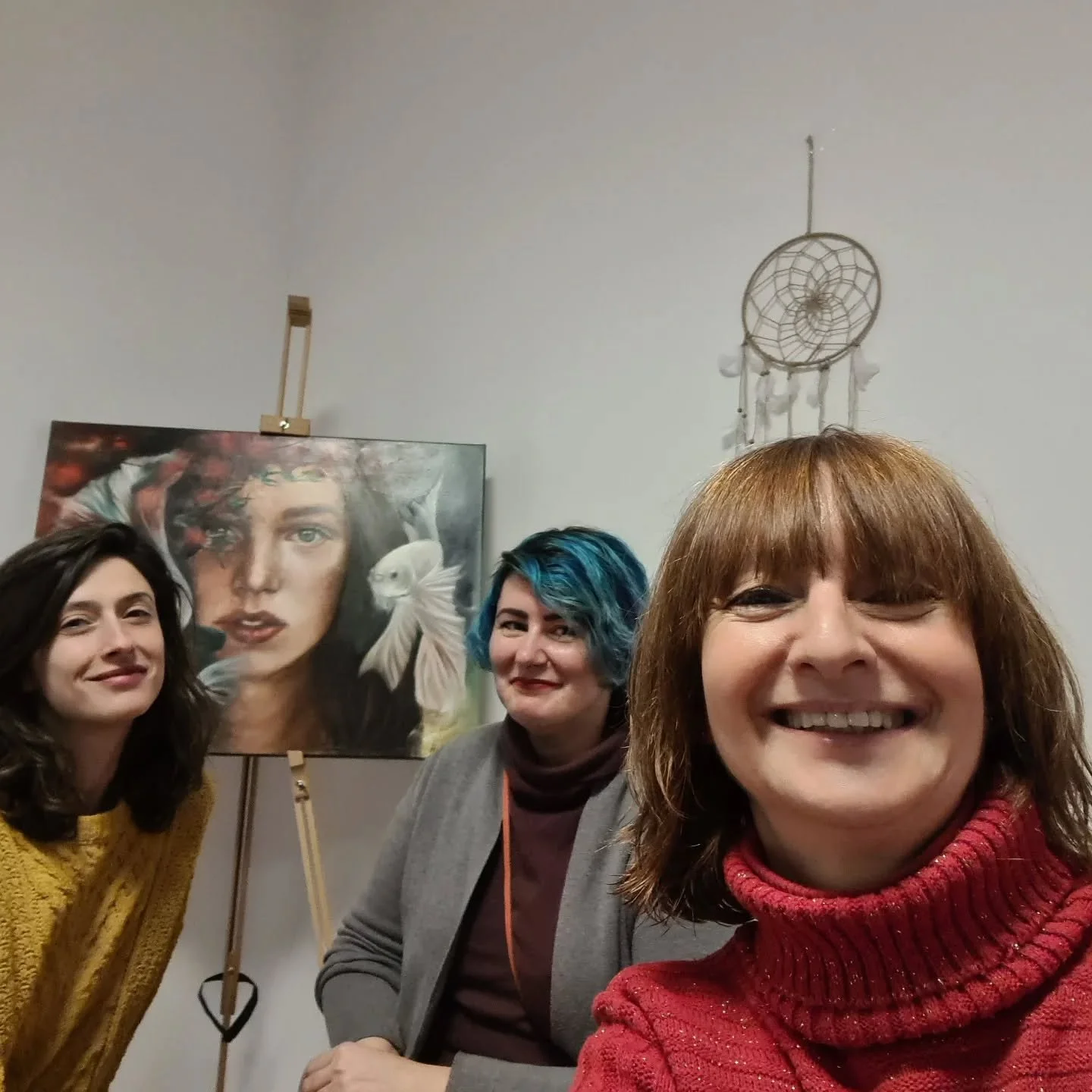 Real connections nowadays are rare. 
There is a special chemistry, bonding, understanding. Feeling you're on the same page. 

There is flow, ease, authenticity and joy. And lots of fun and creativity. 

This soul to soul connection, the feeling of to