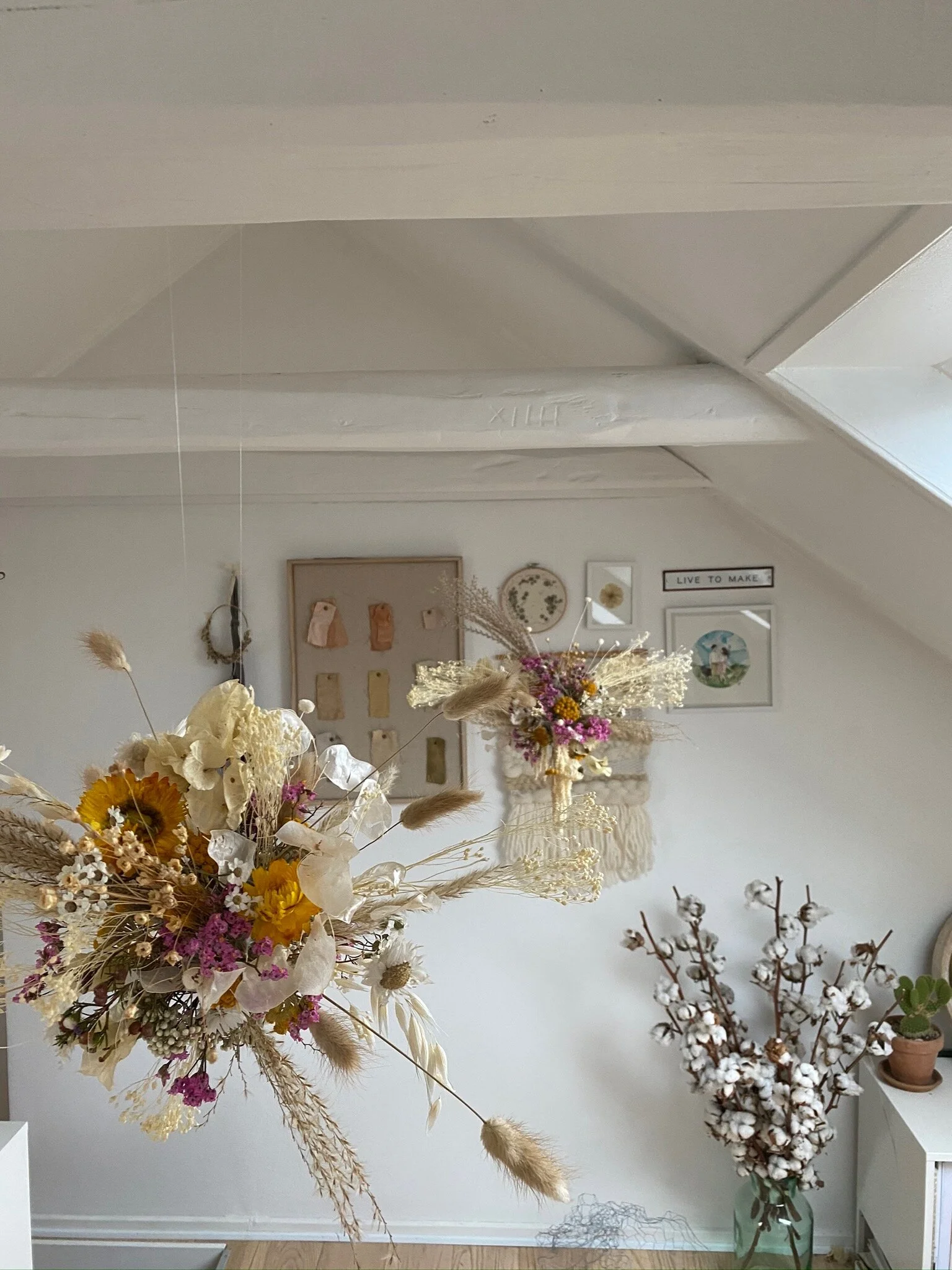 Almeja_space_blomster_blomsterskyer