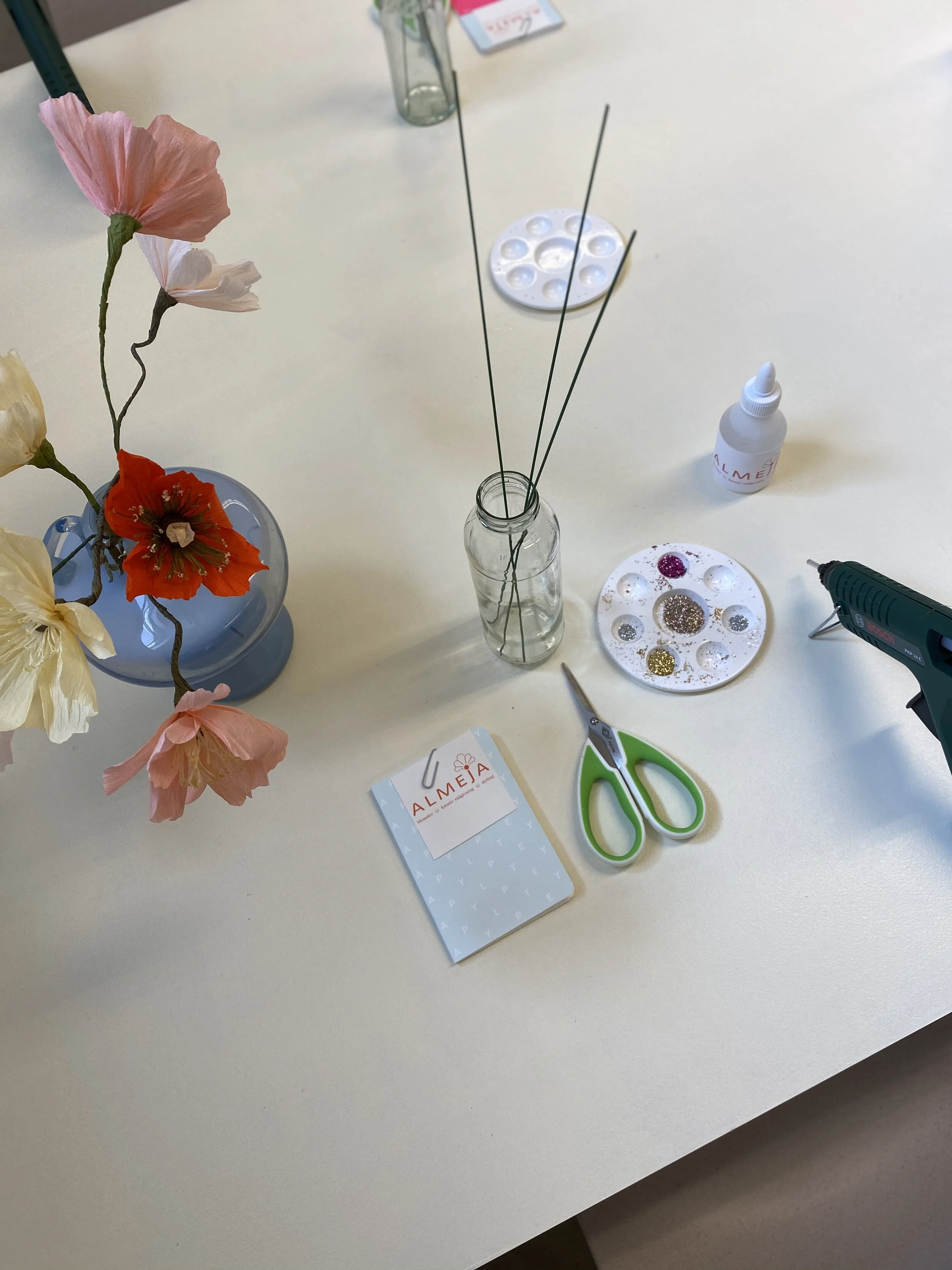 ALmeja_space_papirblomster_workshop